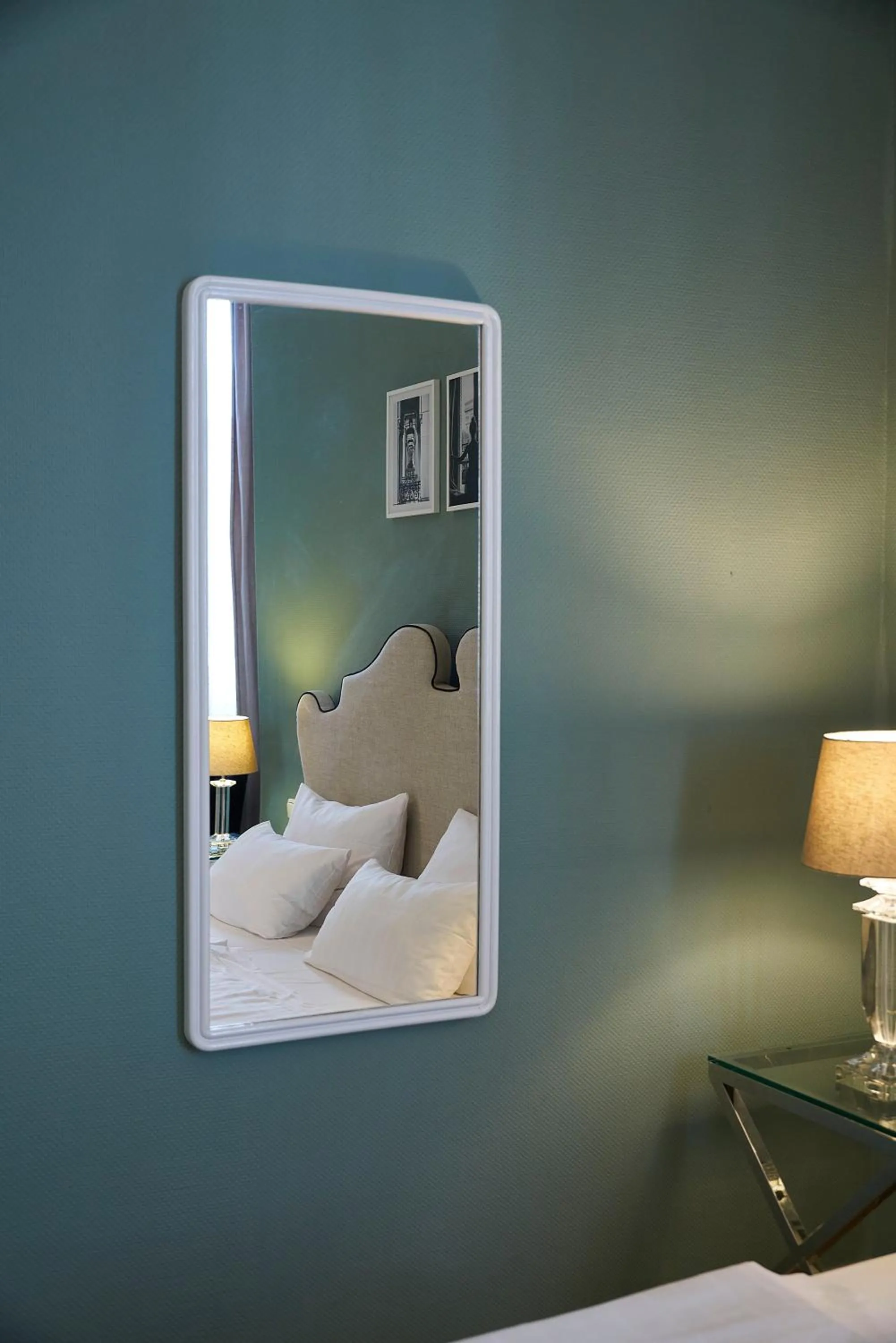 Bed in Hotel Monopol - Central Station