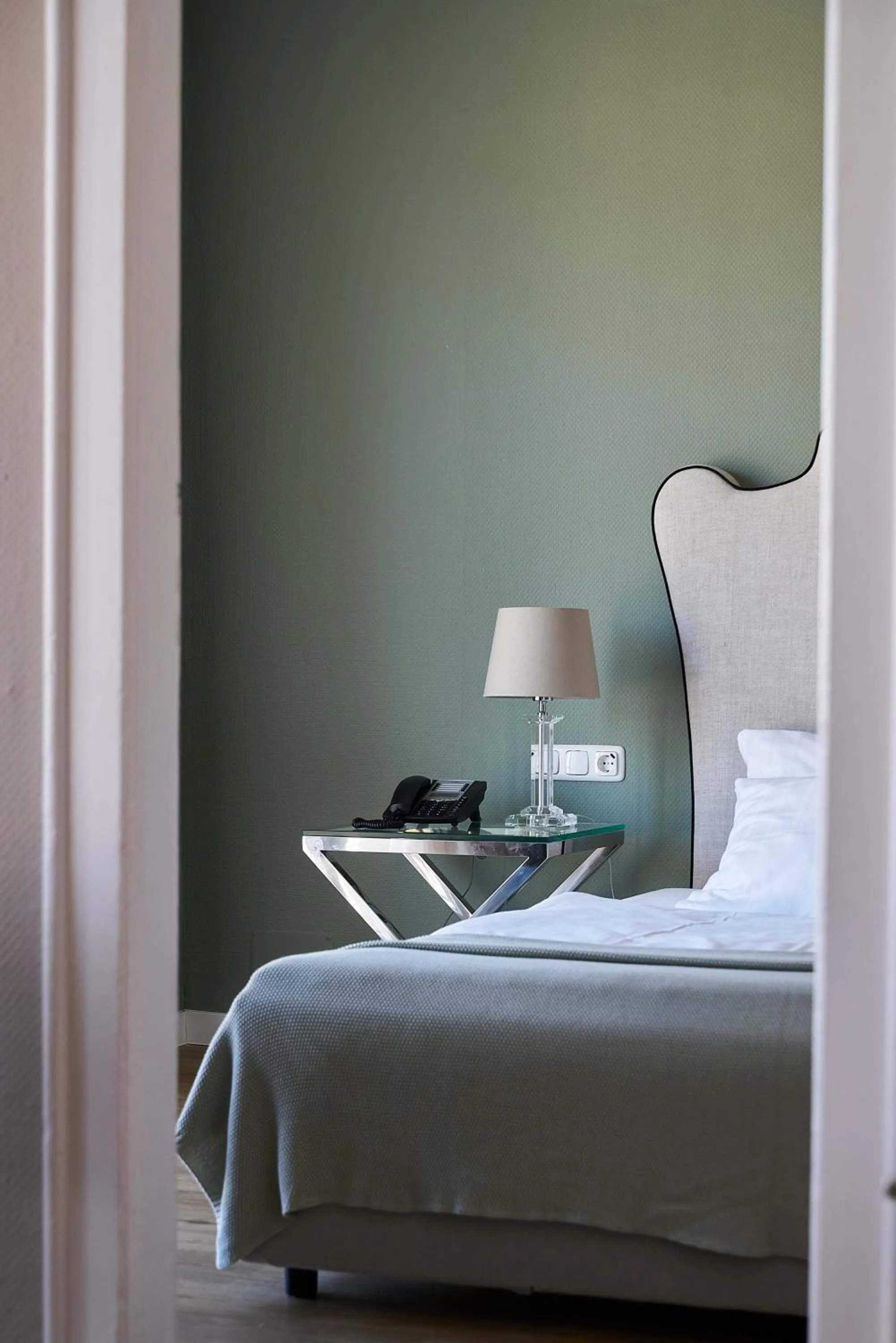 Bed in Hotel Monopol - Central Station