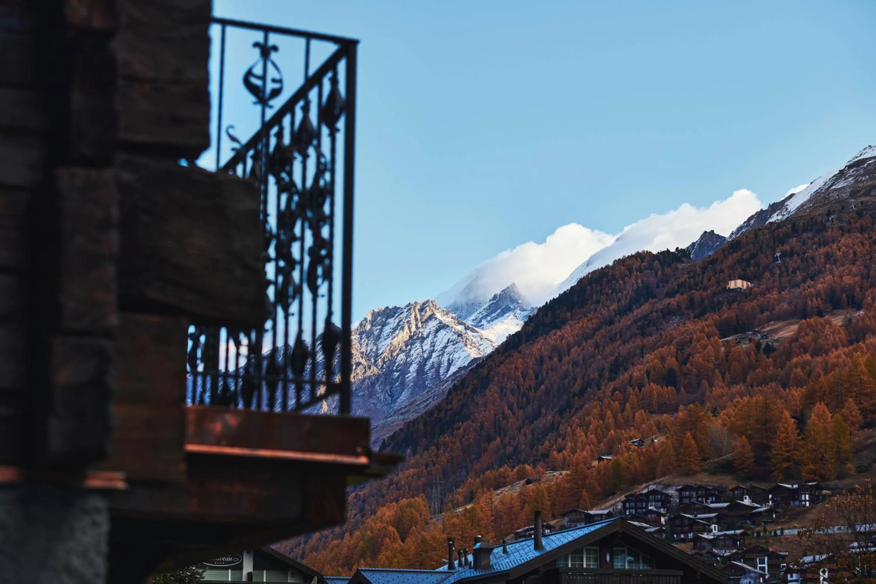 Day in SCHLOSS Zermatt - CBD & Adaptogenic Spa and Sport Hotel