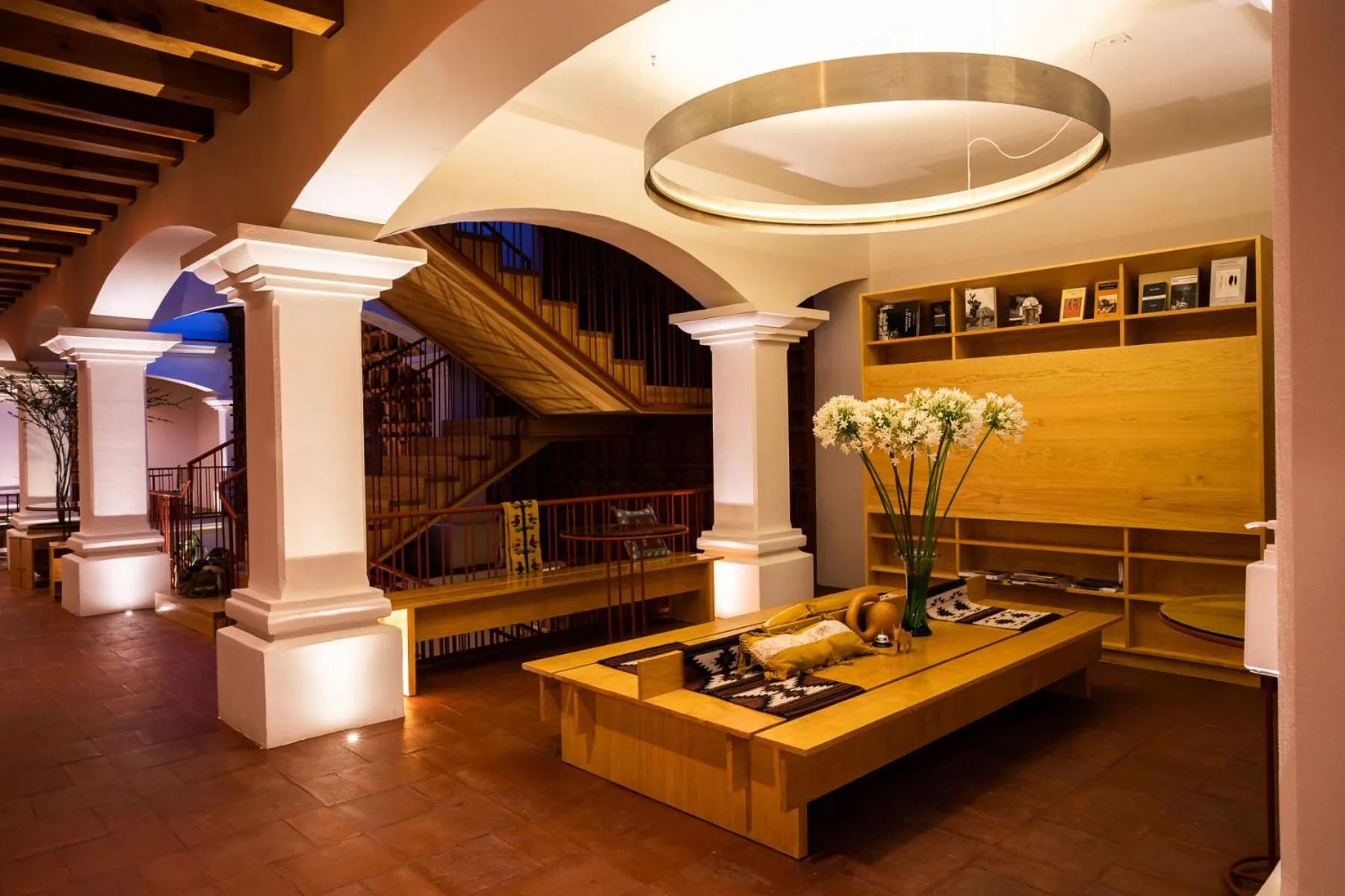 Library in Hotel Ayook