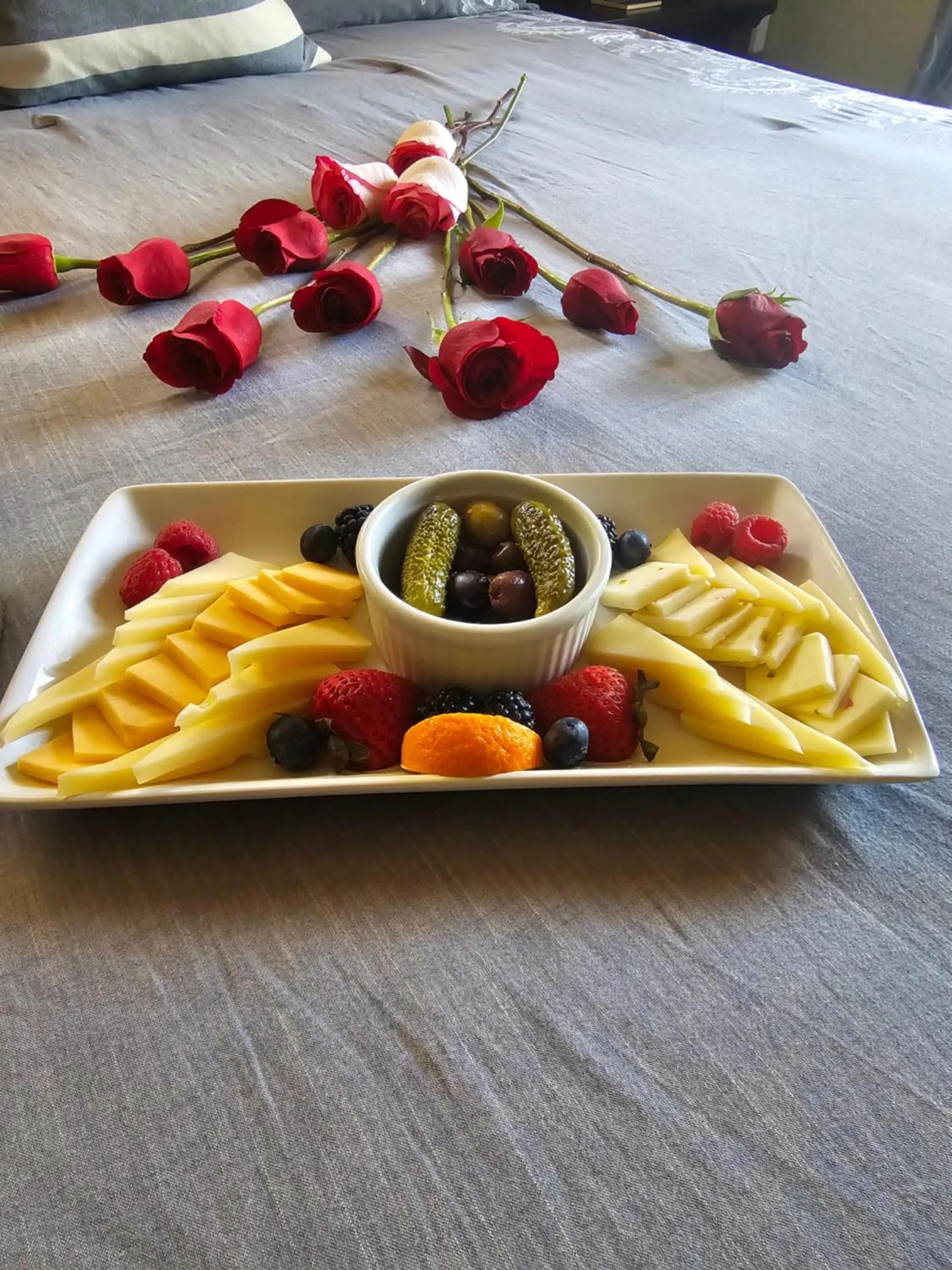 Food in Hilltop Manor B&B