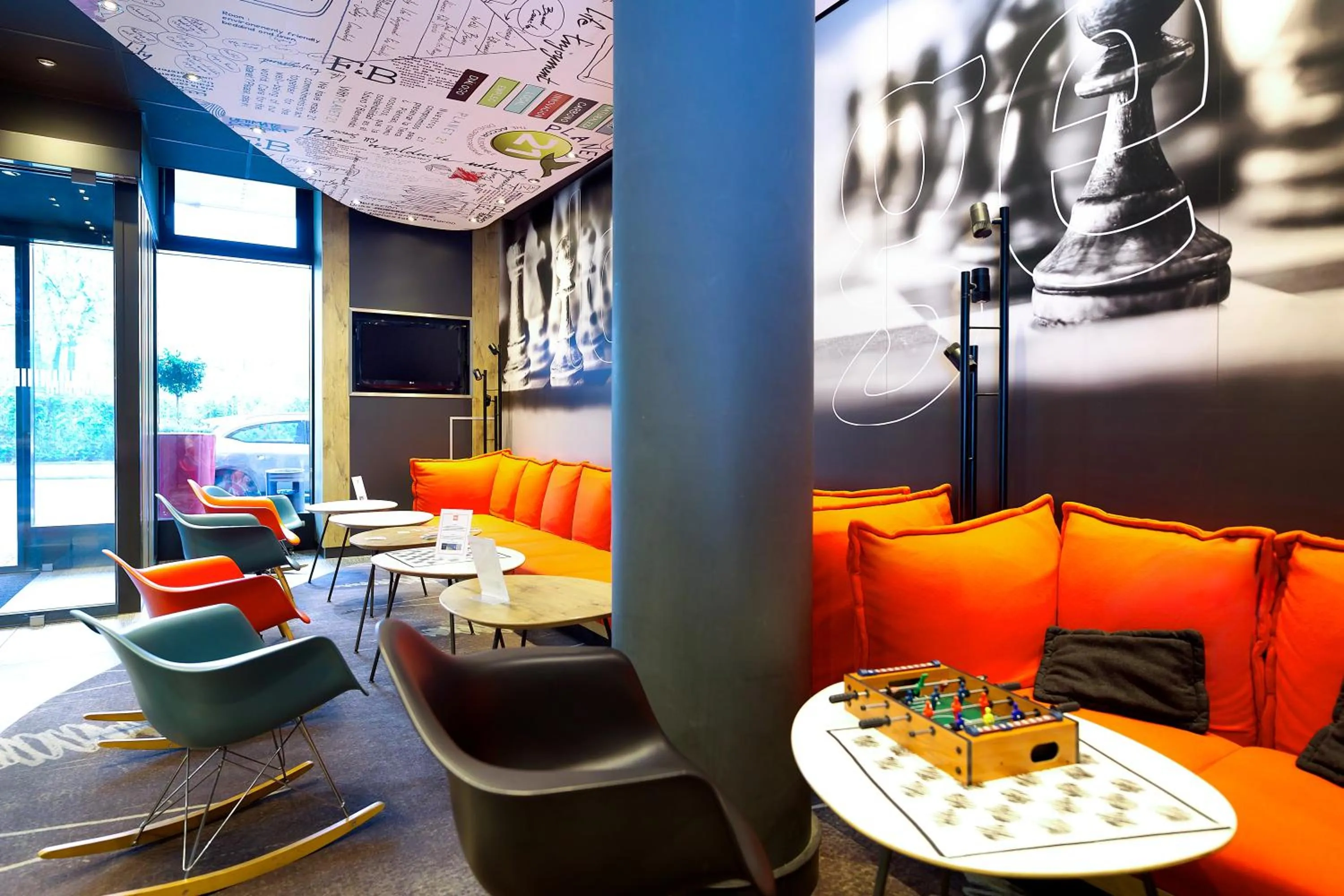 Lobby or reception in ibis Berlin City Potsdamer Platz