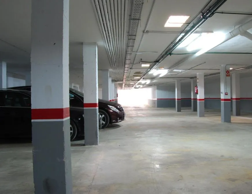 Parking in Kione Anamar