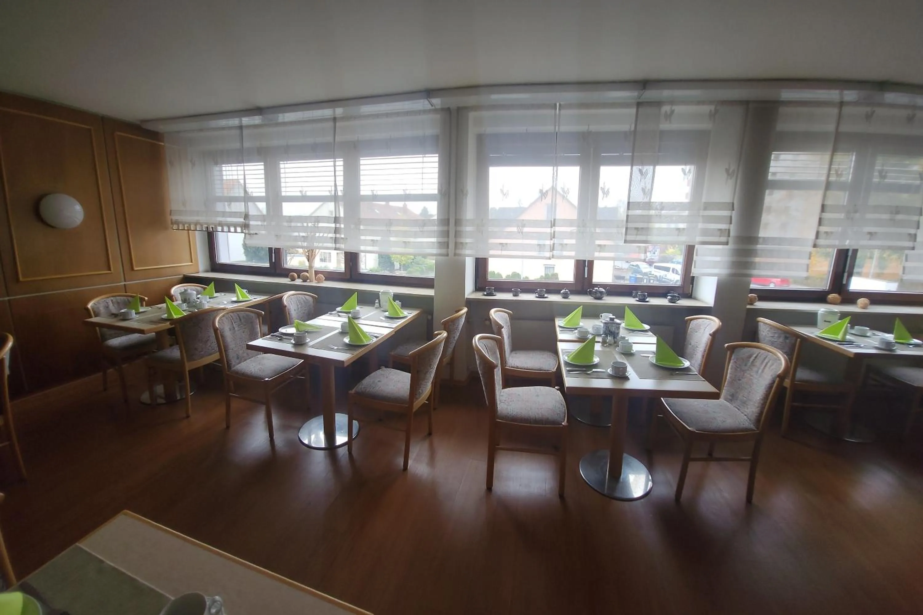 Buffet breakfast in Eibacher Hof