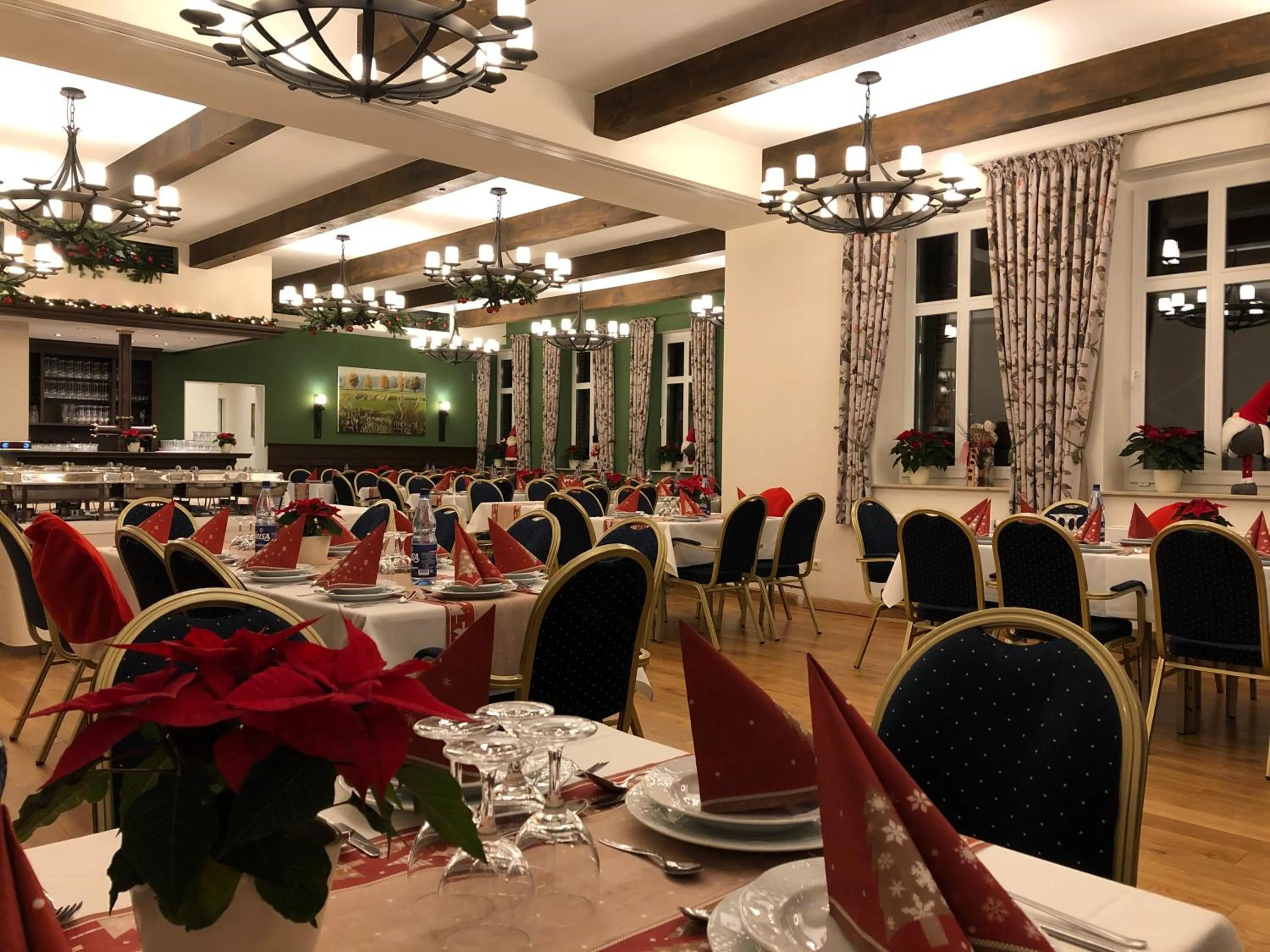 Restaurant/places to eat in Hotel Anno 1848