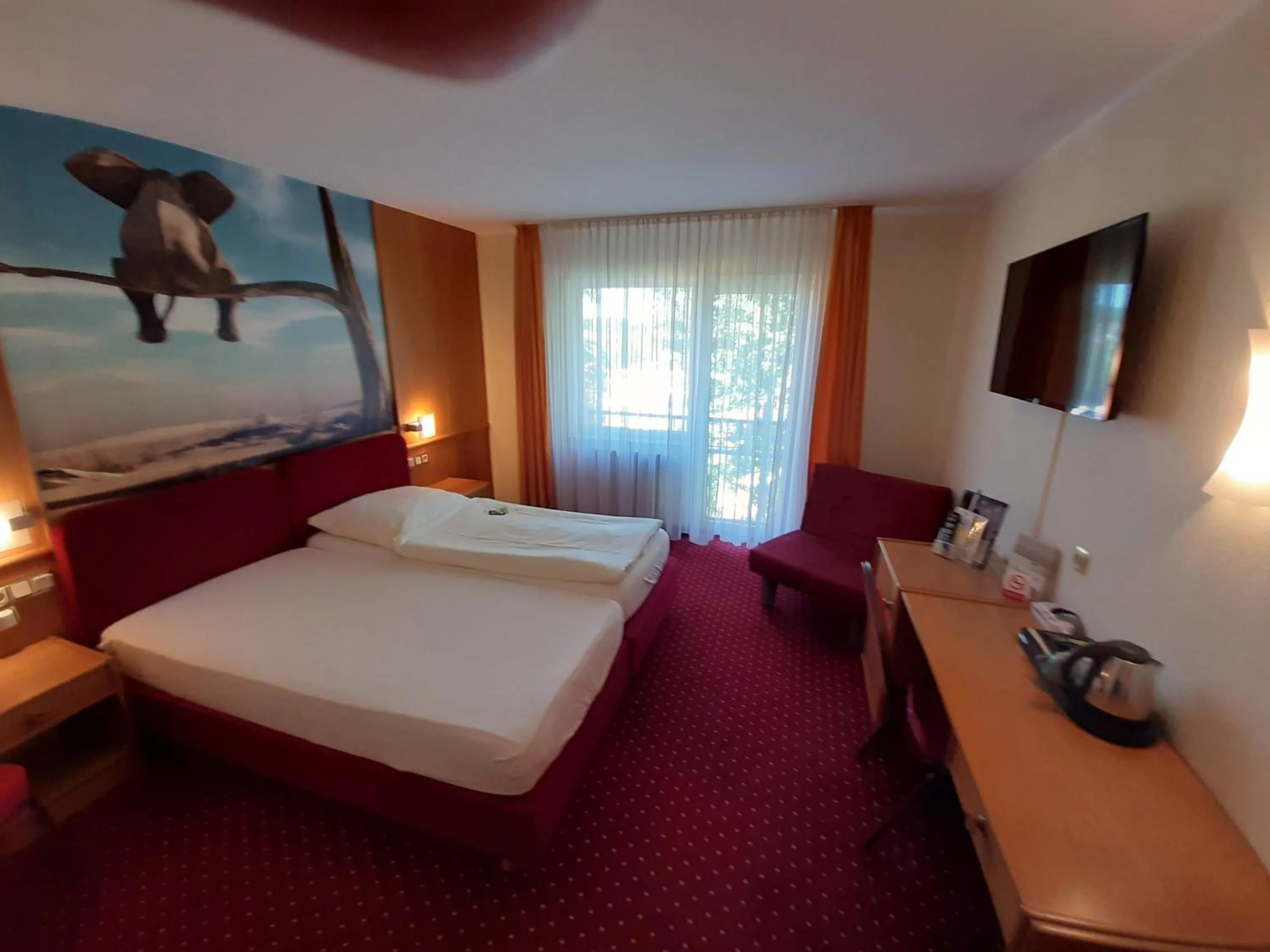 TV and multimedia, Bed in Hotel & Restaurant Wilhelm von Nassau
