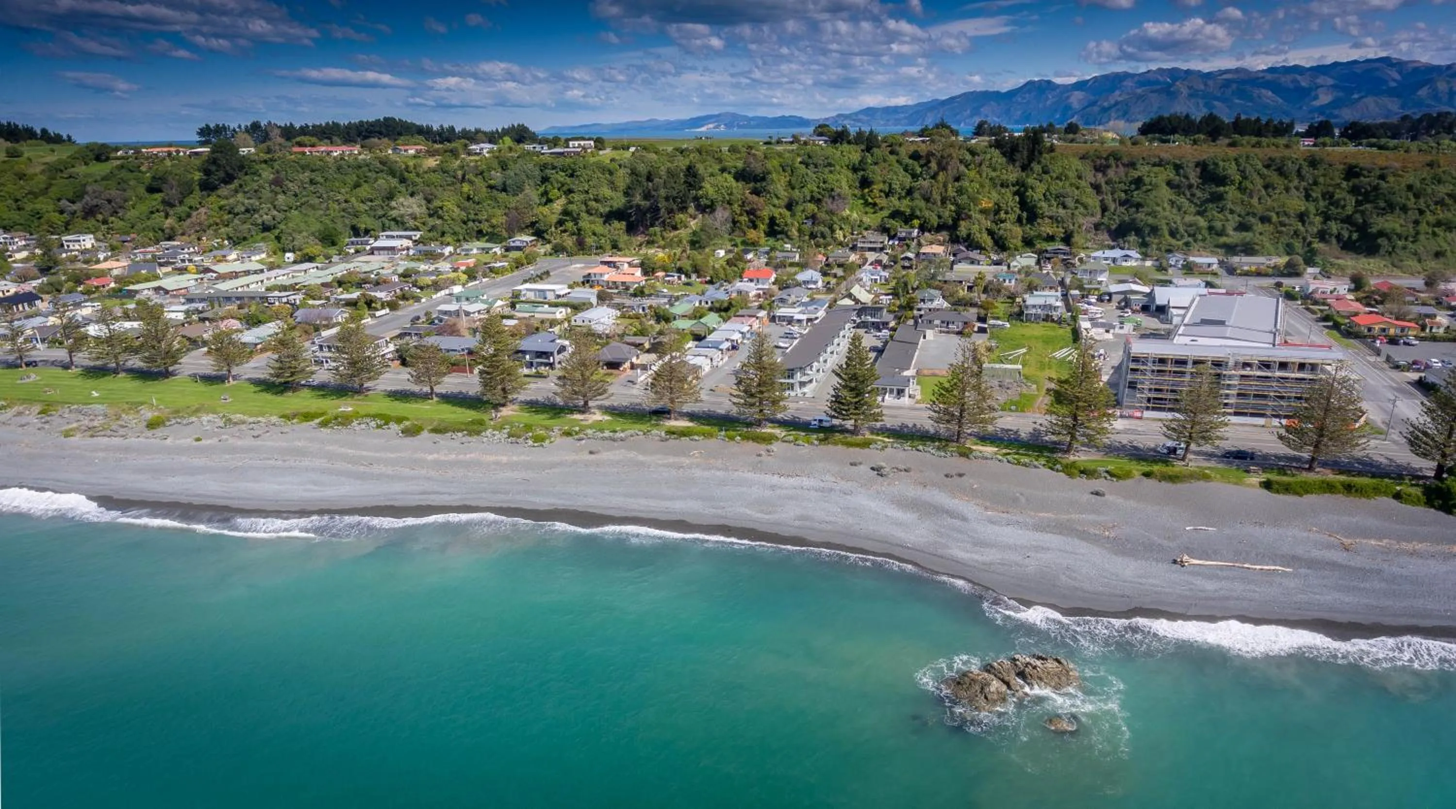 Beach in Kaikoura Waterfront Apartments