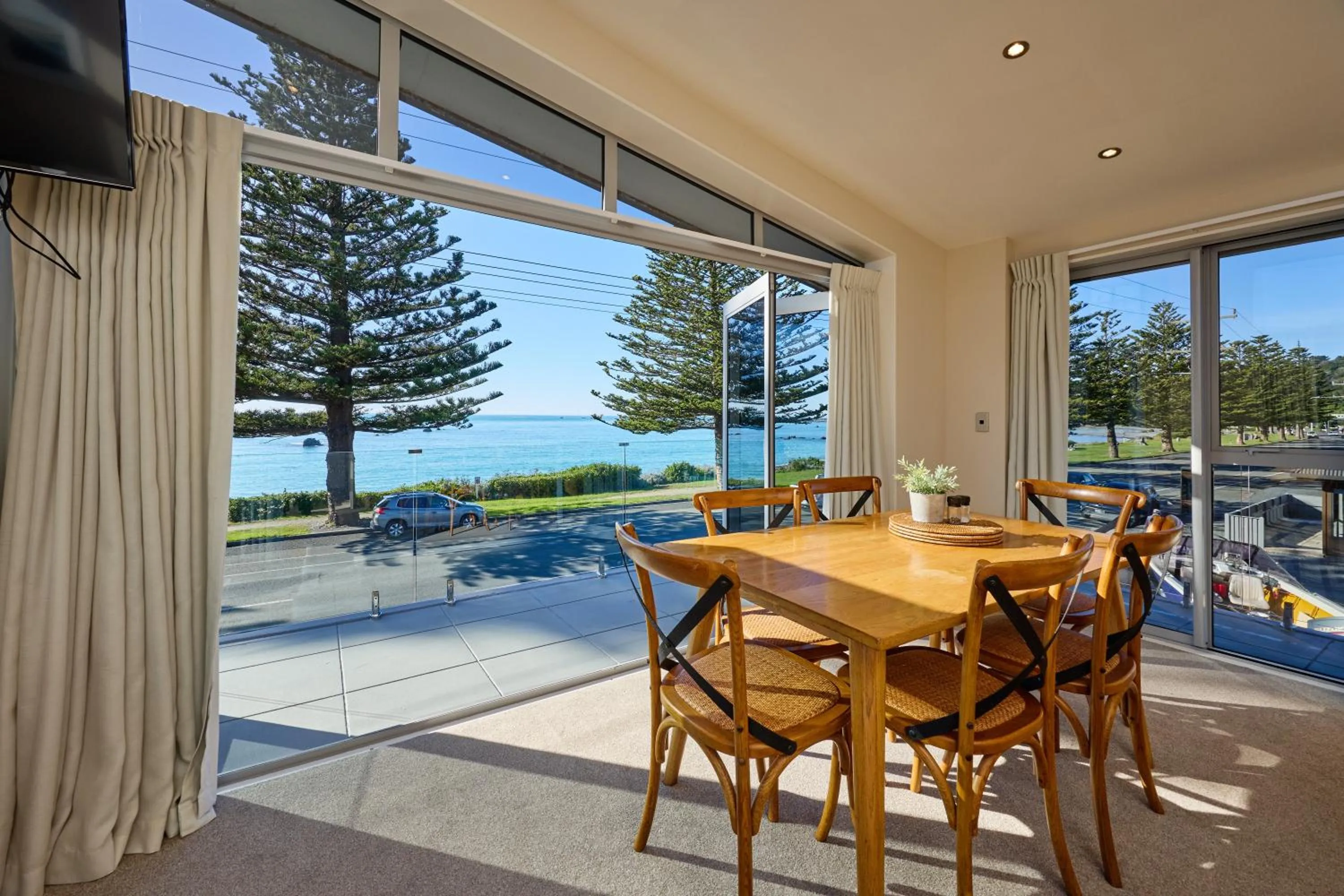 Kaikoura Waterfront Apartments