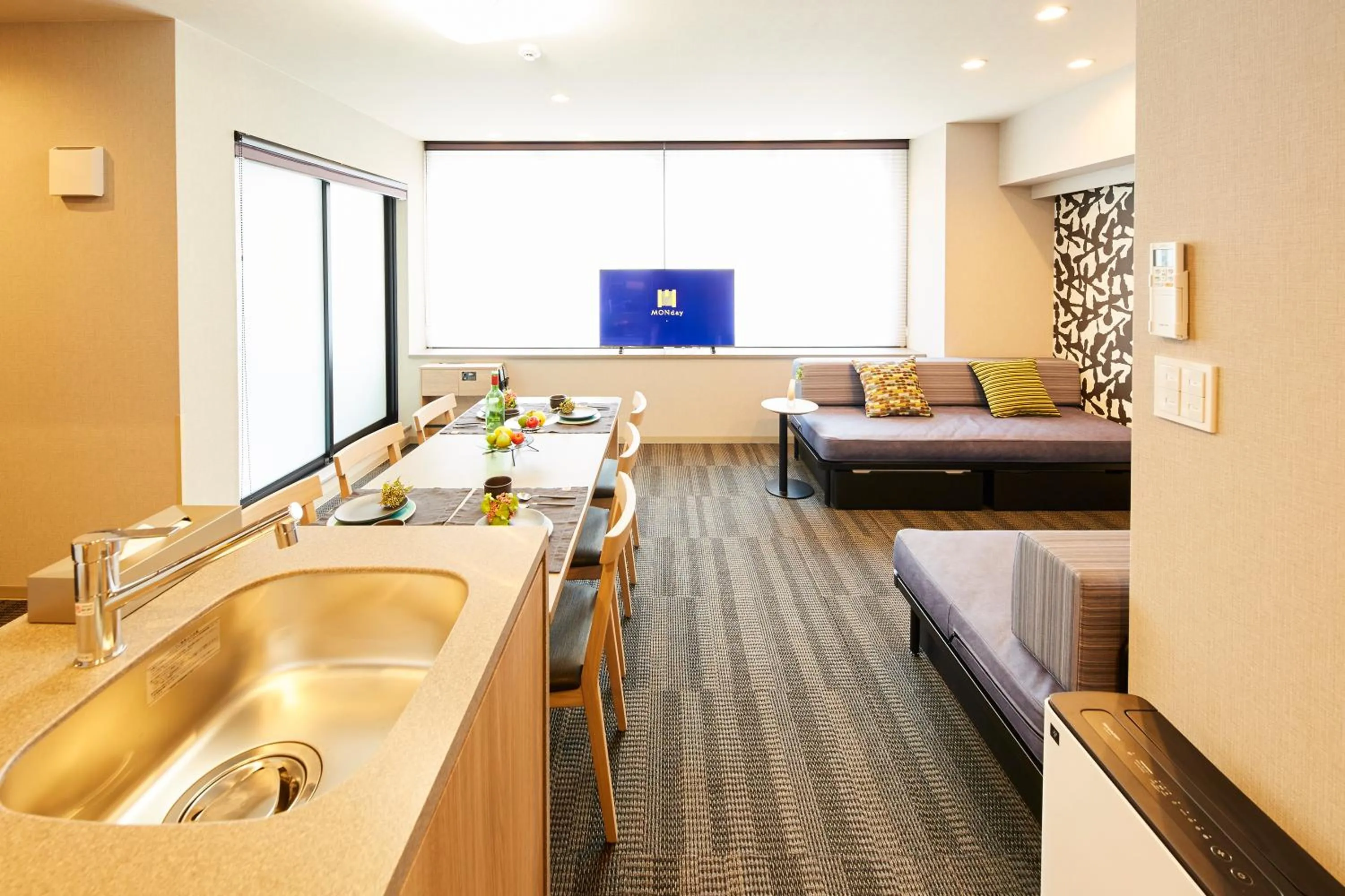 Photo of the whole room, Bed in MONday Apart Premium HAMAMATSUCHO