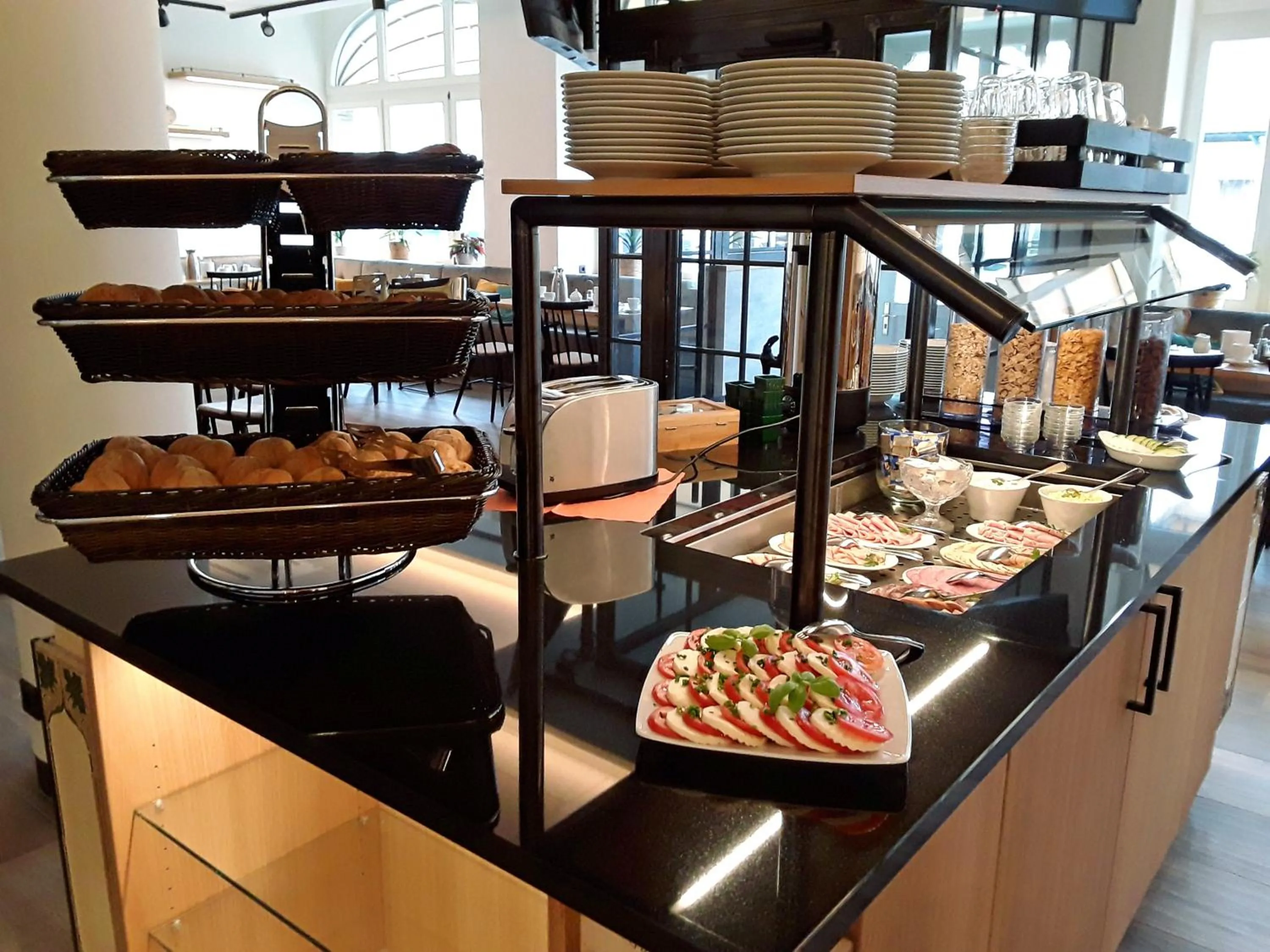 Breakfast in Hotel Ross