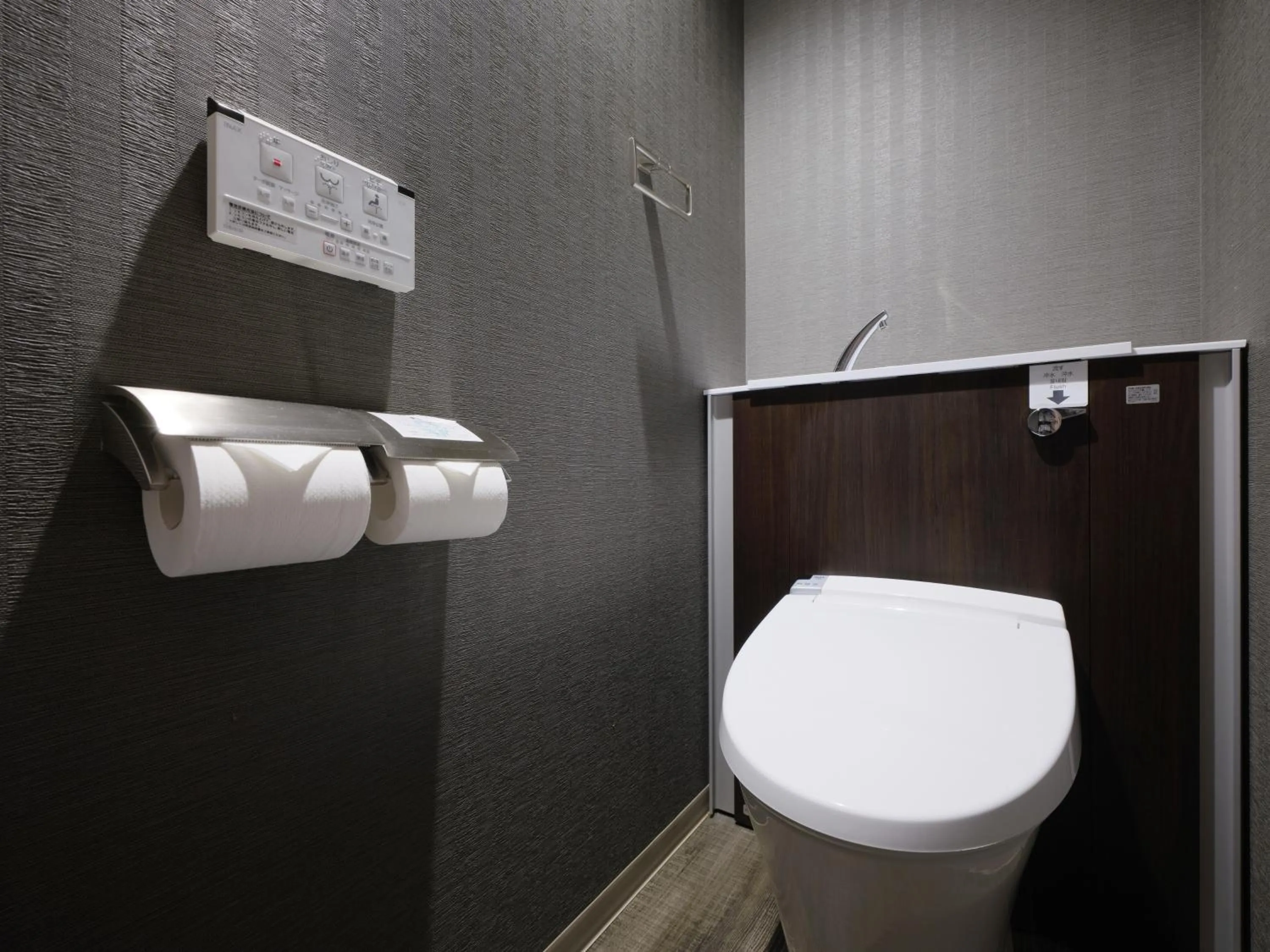 MONday Apart Hamamatsucho Daimon