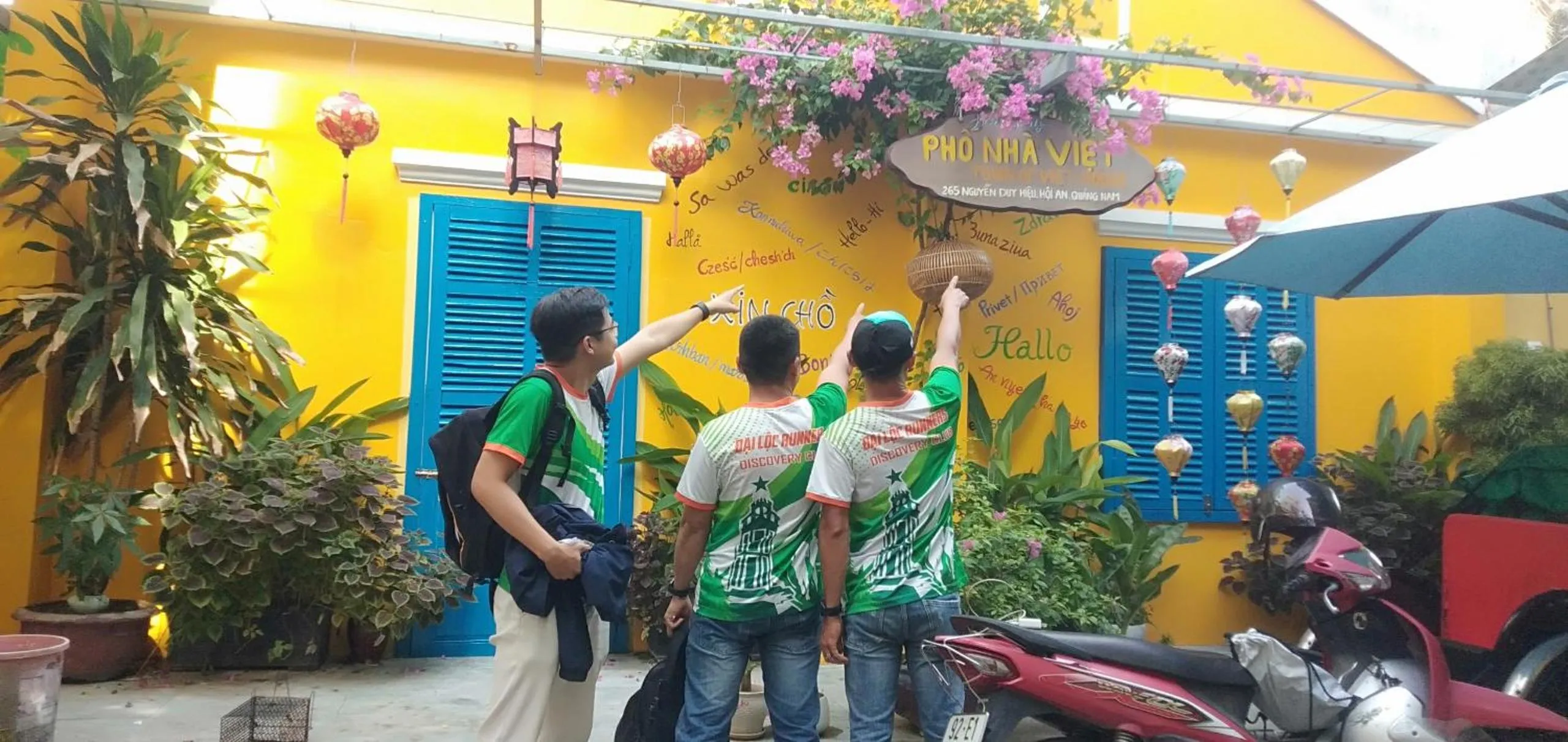 Day in Hoi An Town Of Viet House Homestay