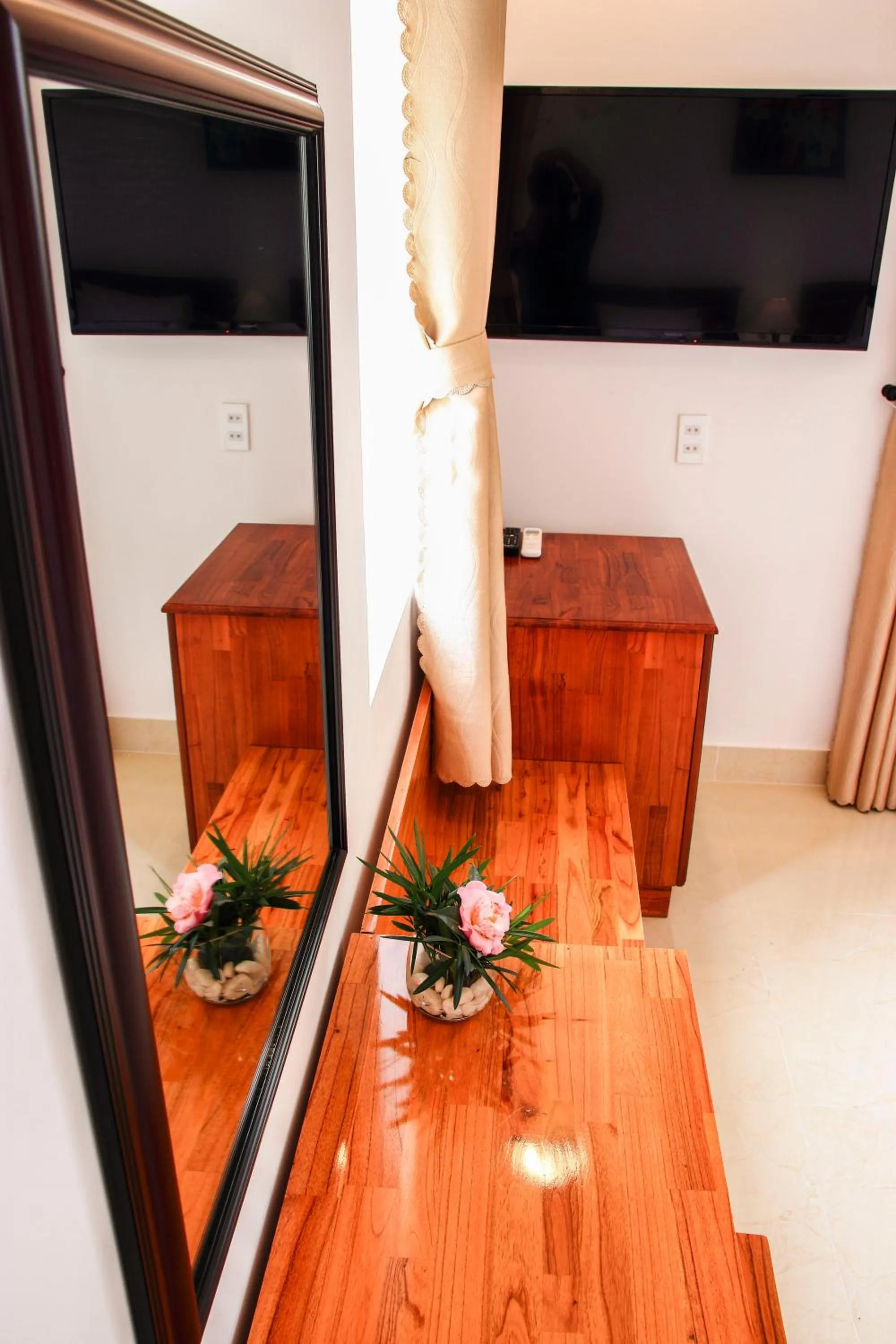 TV and multimedia in Hoi An Town Of Viet House Homestay