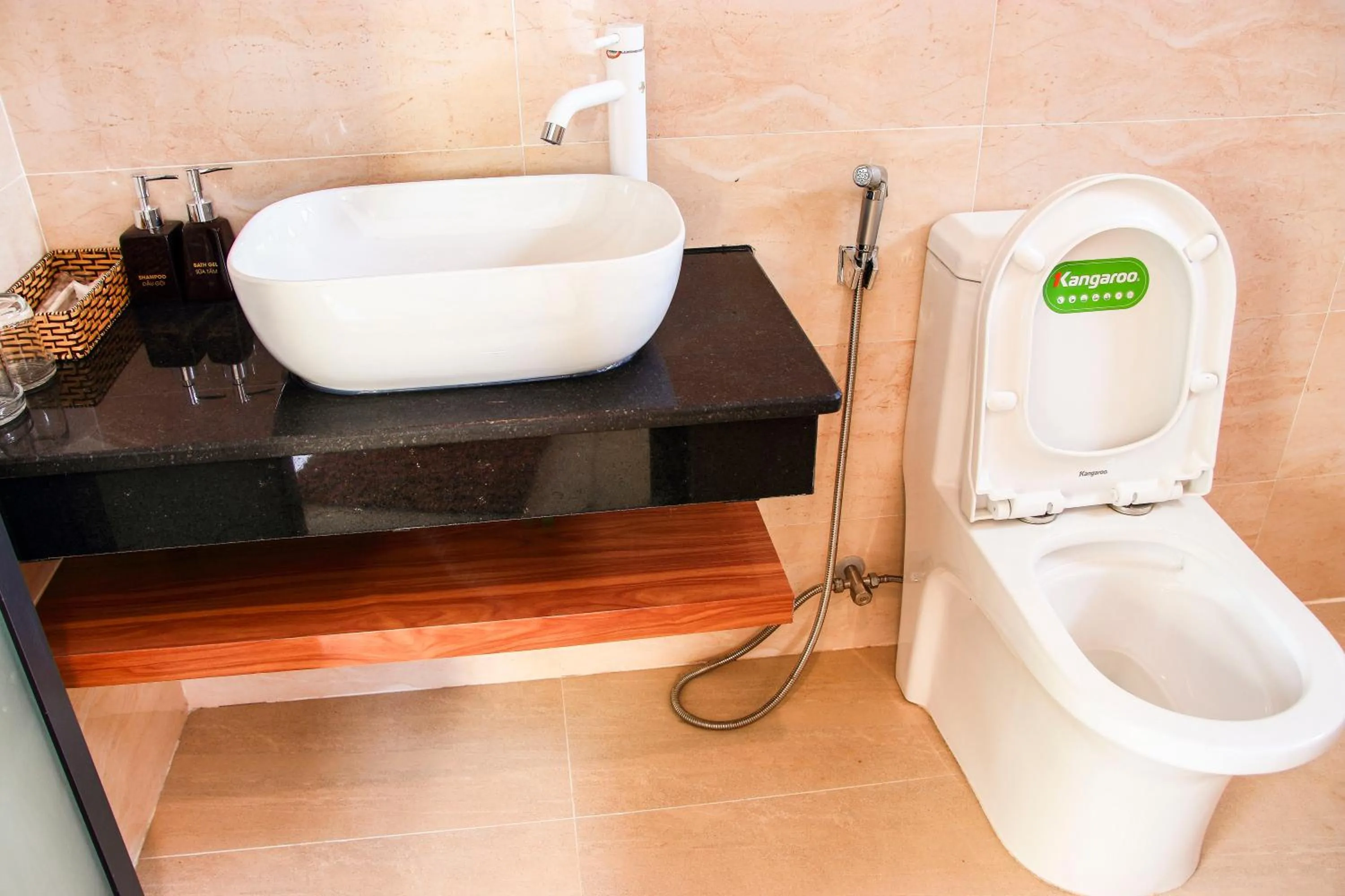 Bathroom in Hoi An Town Of Viet House Homestay