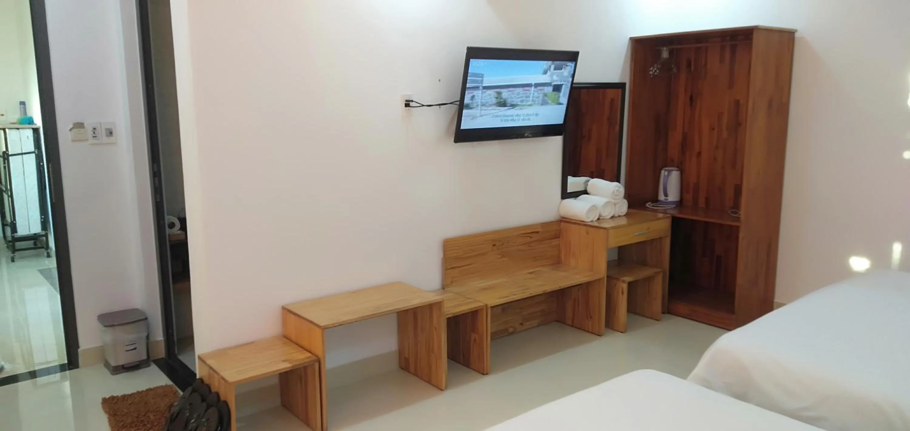 Communal lounge/ TV room, Bed in Hoi An Town Of Viet House Homestay