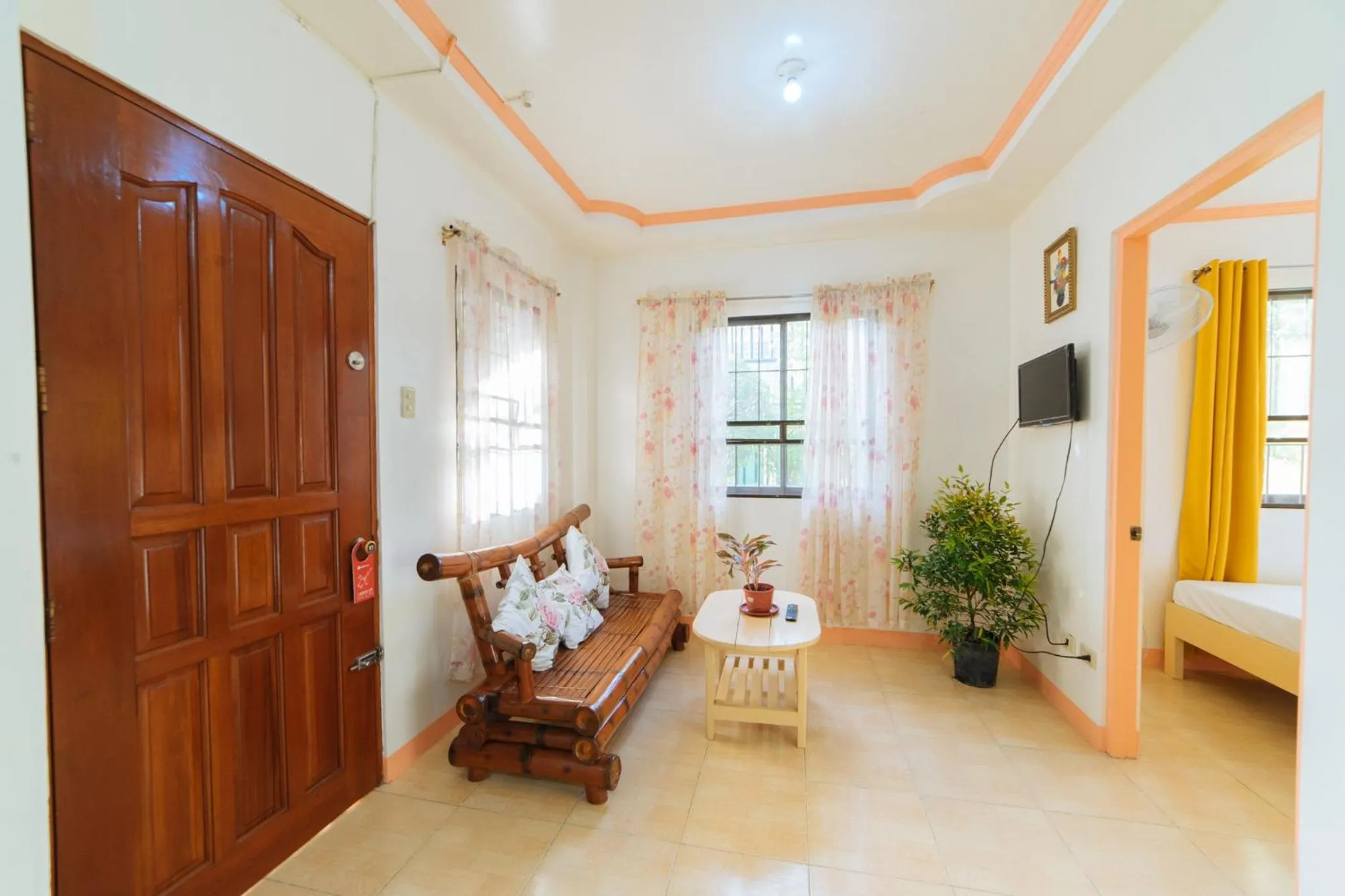 Living room, Bed in RedDoorz @ Q Abeto Street Mandurriao