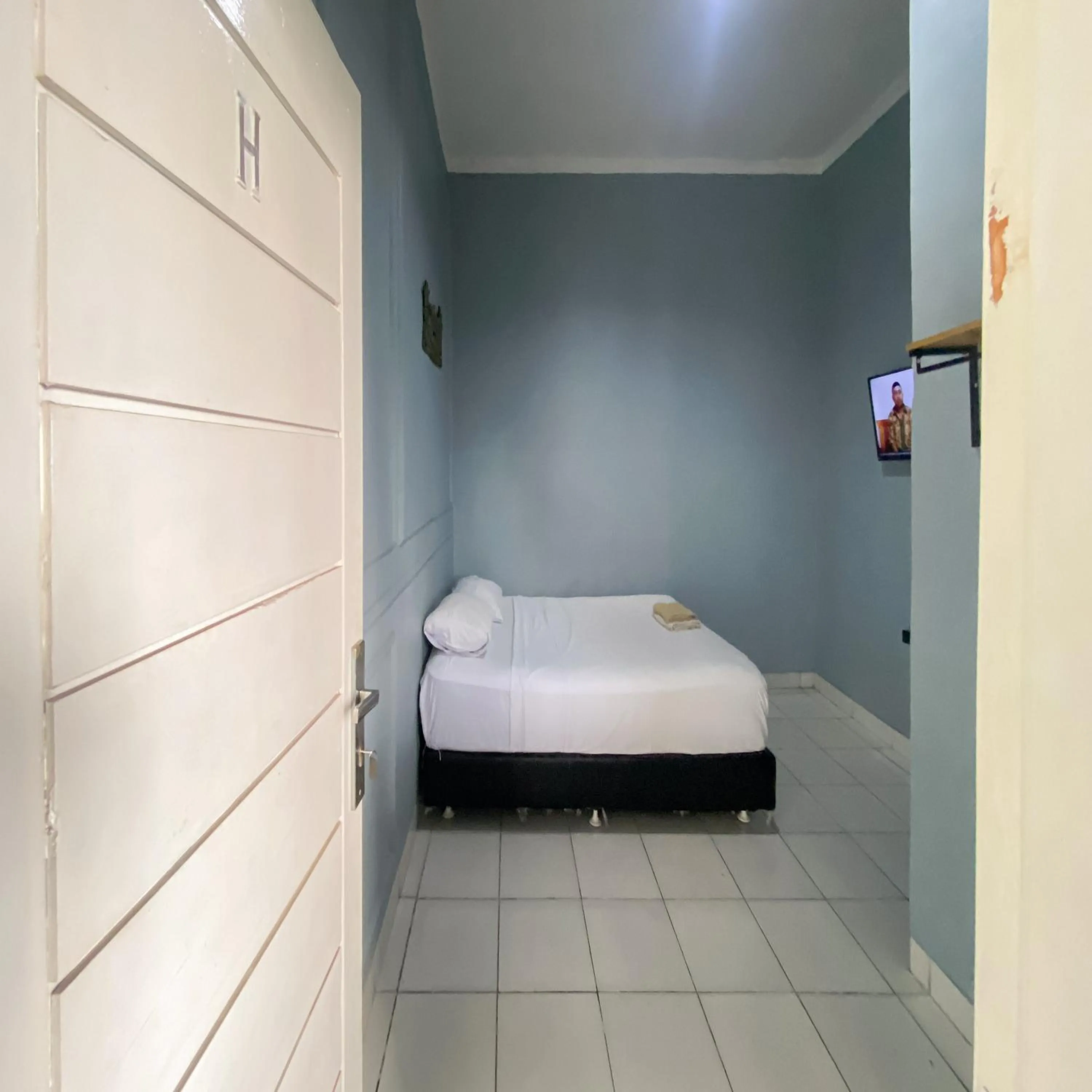 Bedroom, Bed in Andung Residence Lampung RedPartner