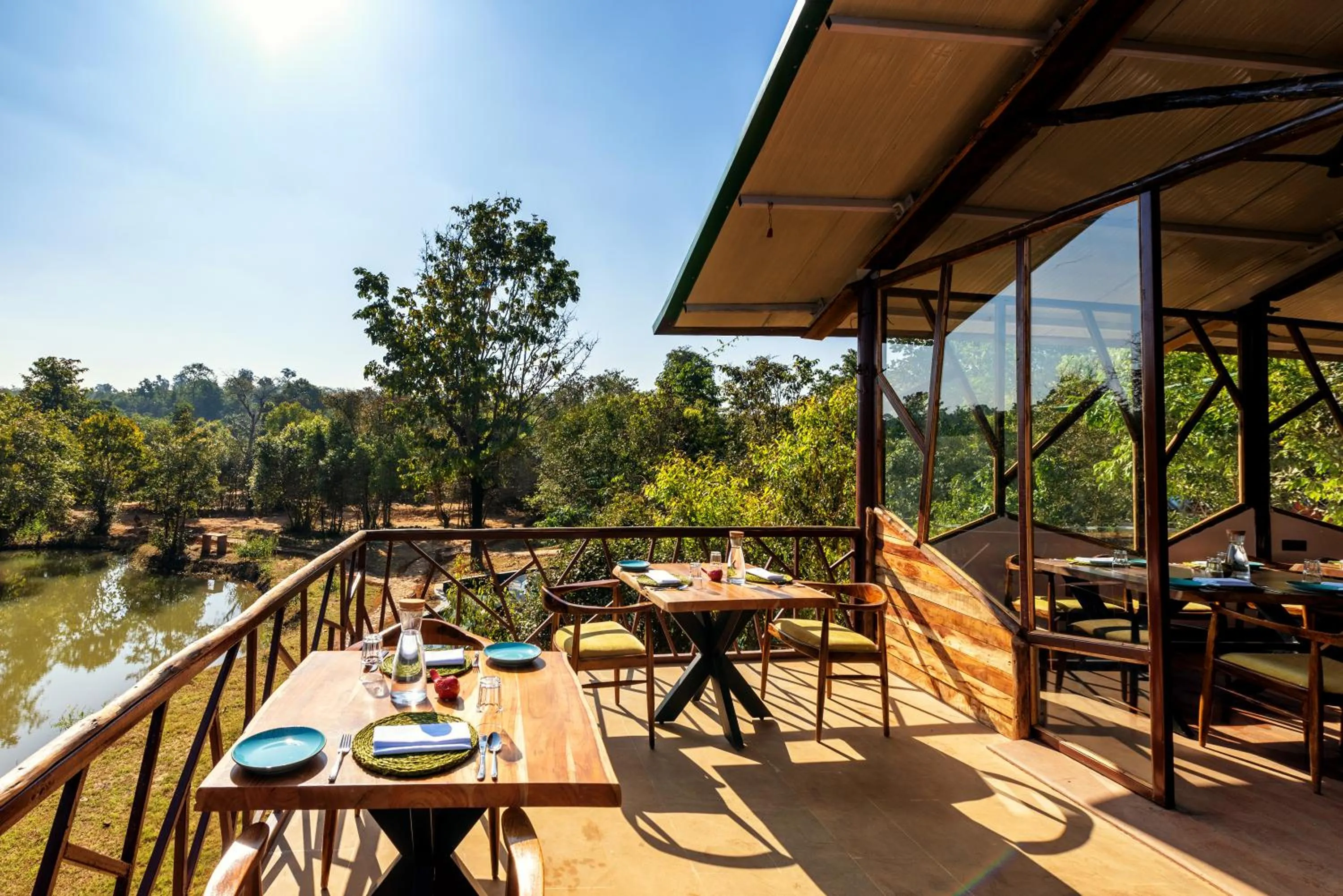 Restaurant/places to eat in Kanha Jungle Camp