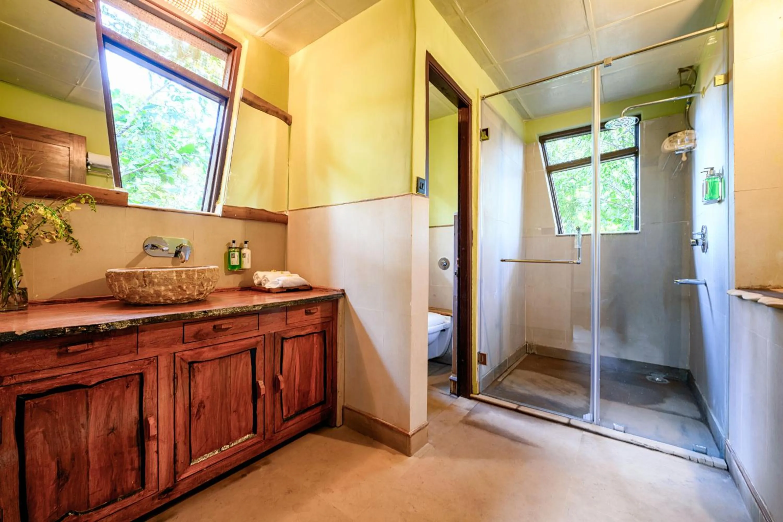 Shower in Kanha Jungle Camp