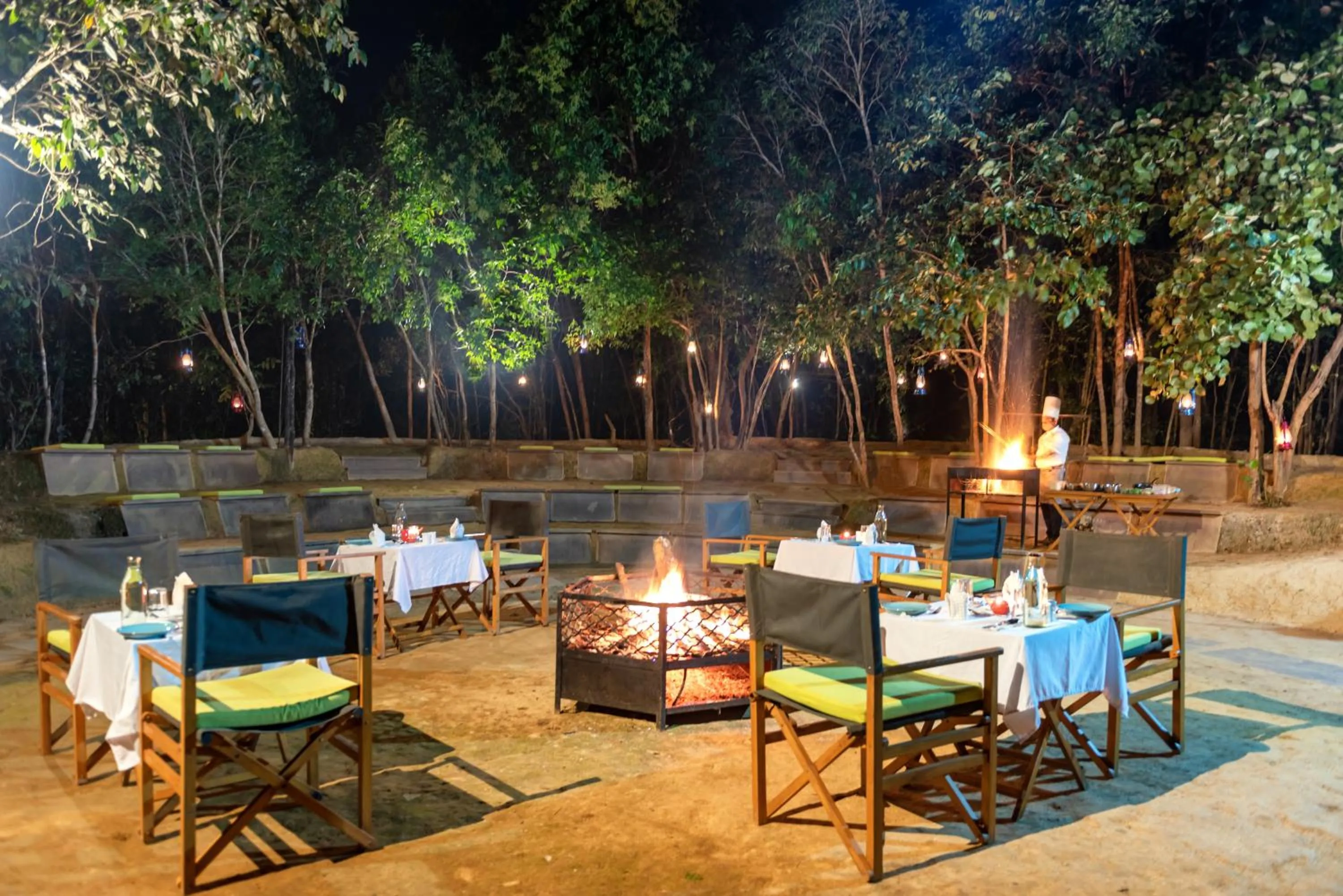 Restaurant/places to eat in Kanha Jungle Camp