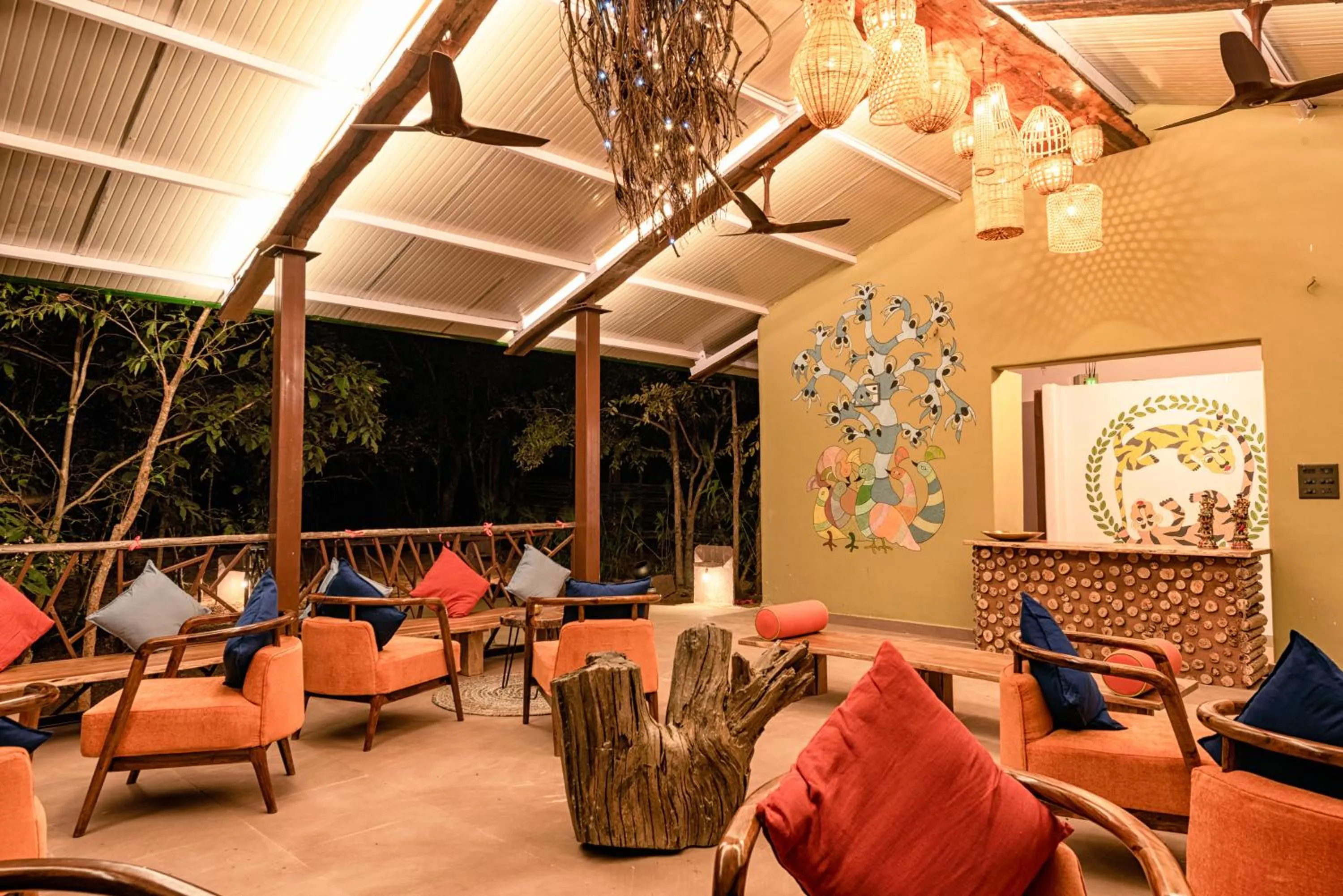 People in Kanha Jungle Camp