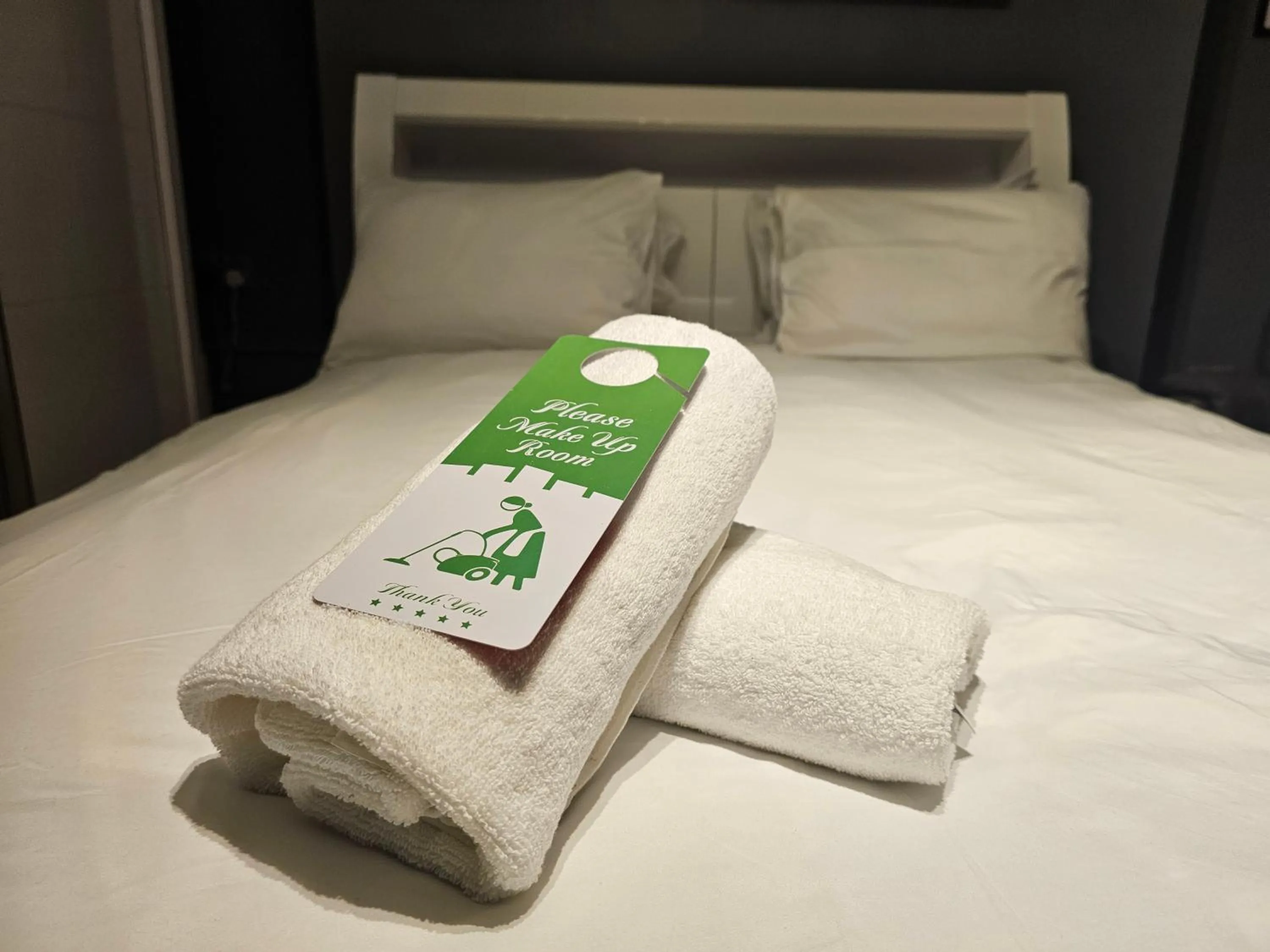 Bed in Umbrella Properties London Woolwich