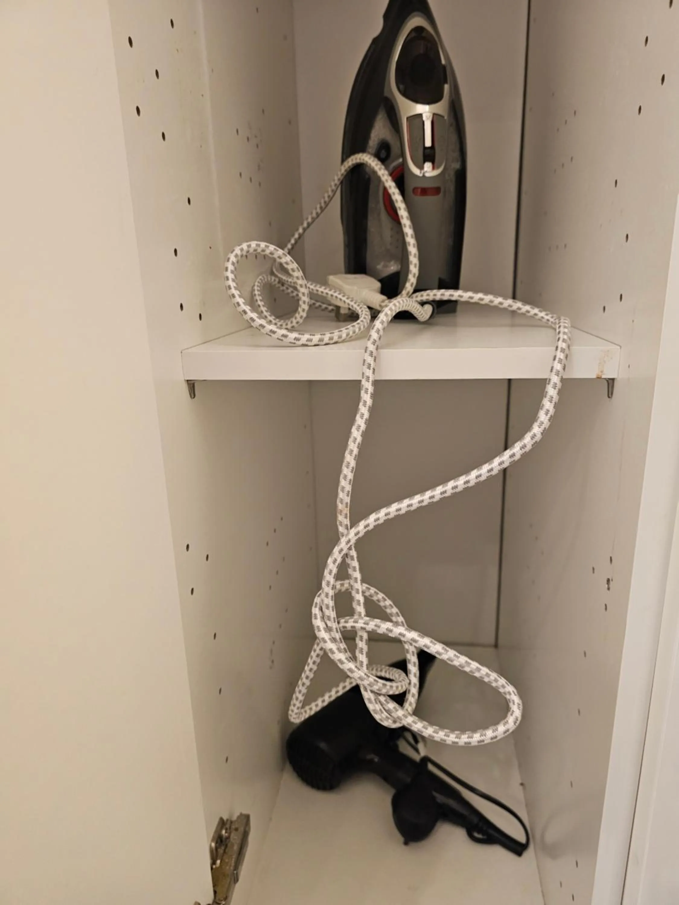 furniture in Umbrella Properties London Woolwich