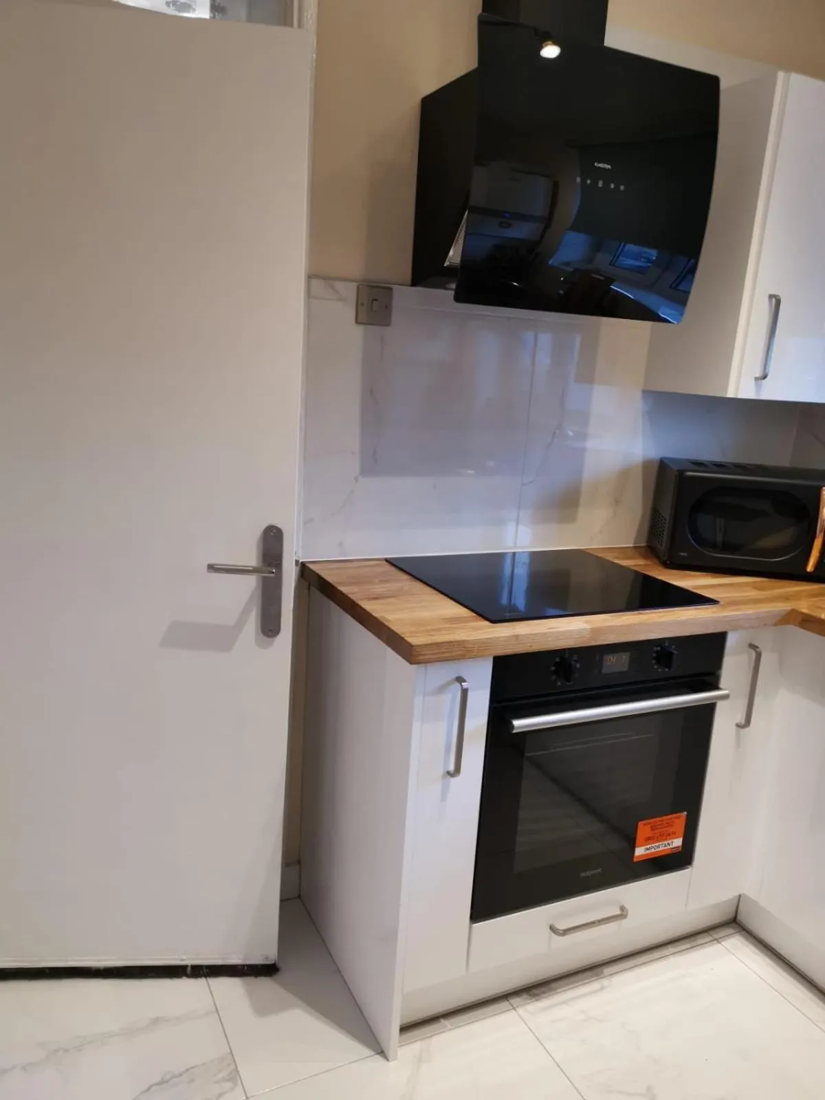 Kitchen or kitchenette in Umbrella Properties London Woolwich