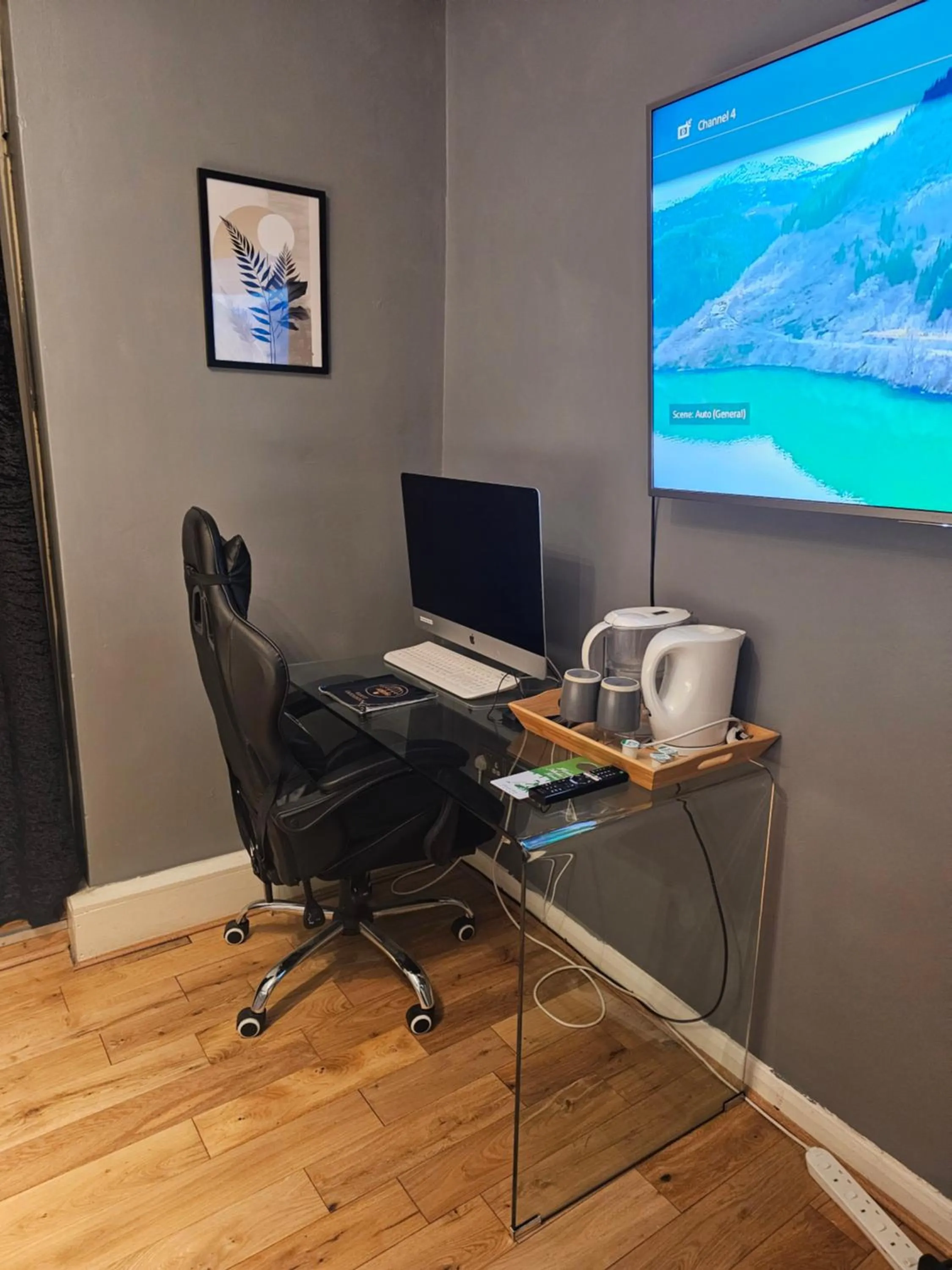 TV and multimedia in Umbrella Properties London Woolwich