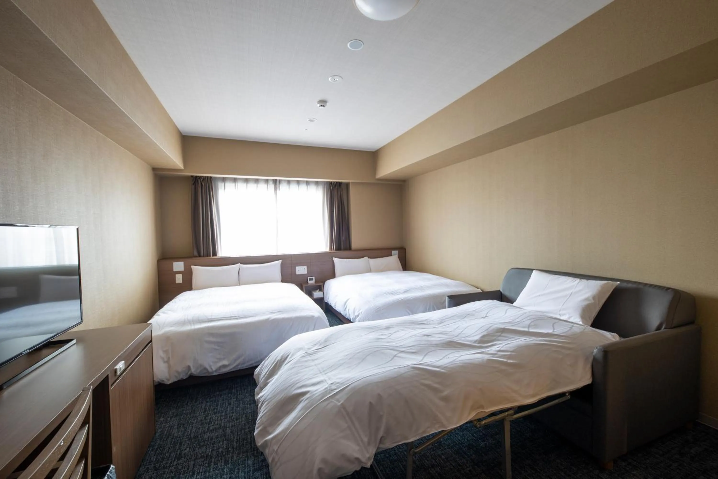Deluxe Twin Room - High Floor in Dormy Inn Kobe Motomachi Natural Hot Springs