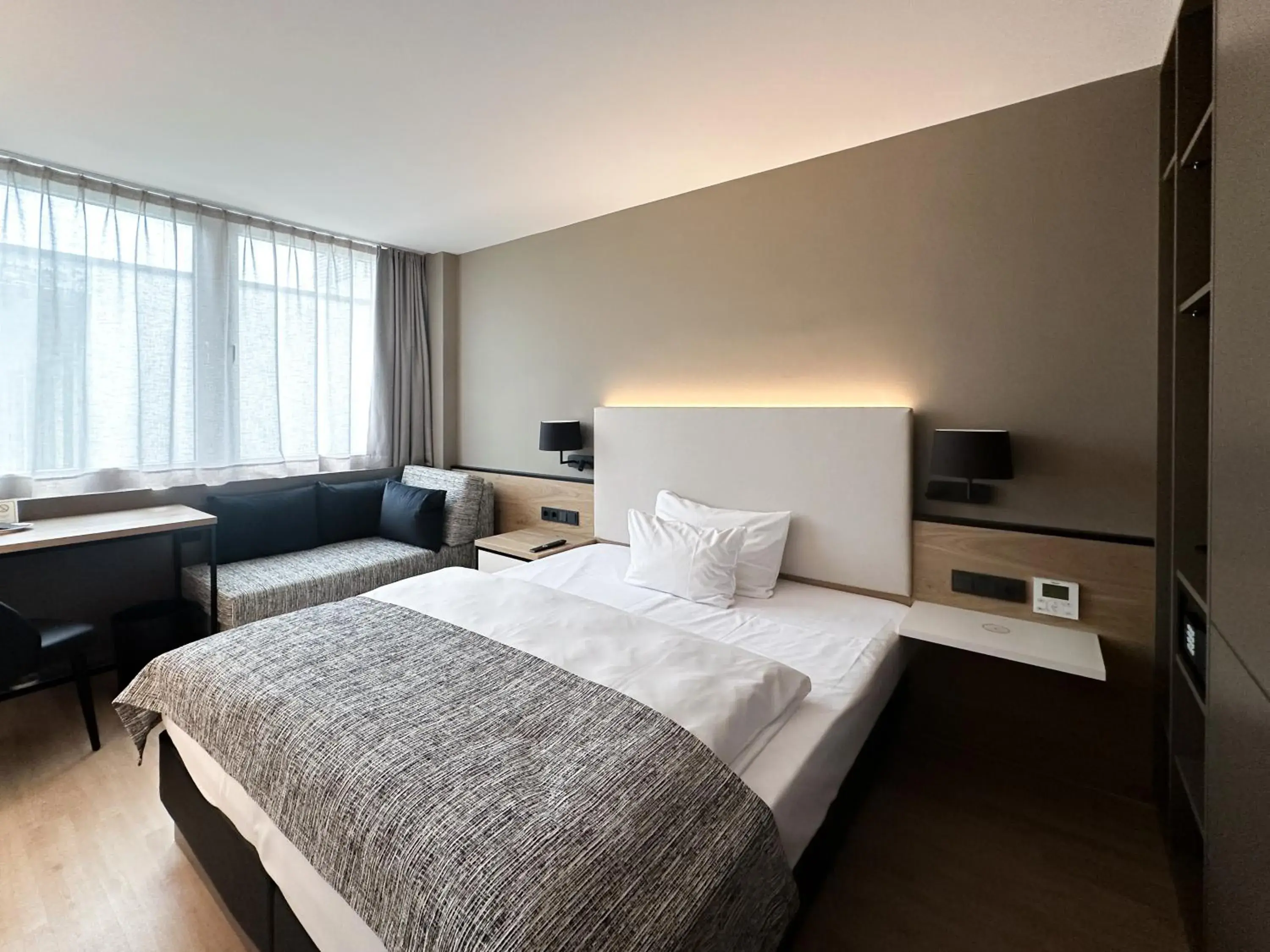 Queen Room in Wessinger Queen Room in Wessinger