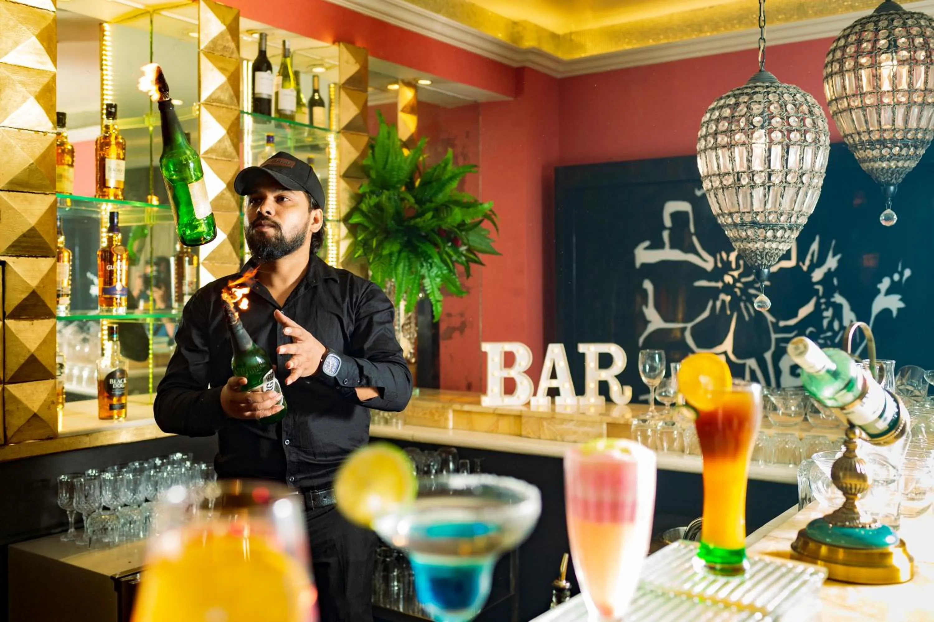 Restaurant/places to eat in Hotel CASA Aishbagh