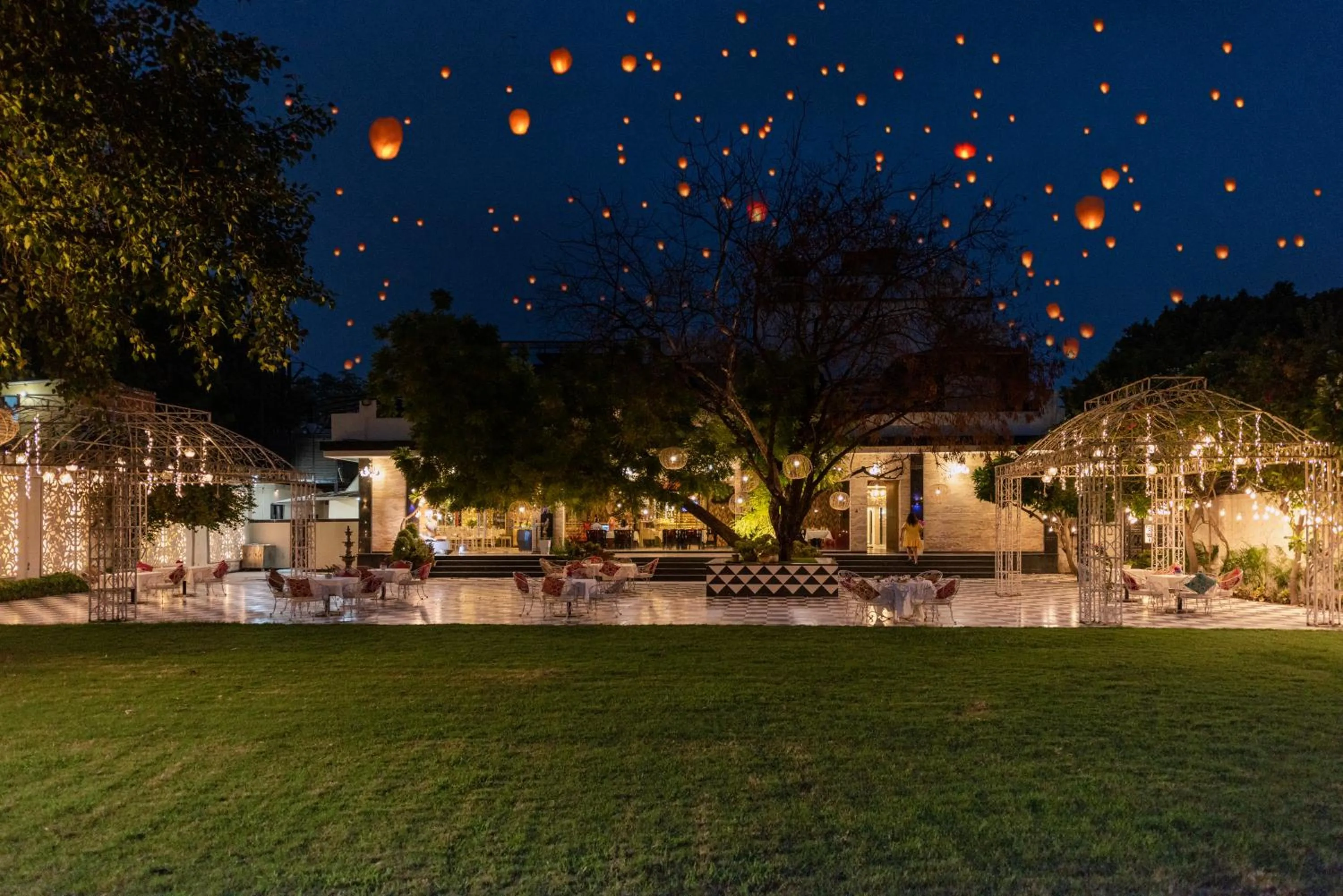 Property building in Hotel CASA Aishbagh