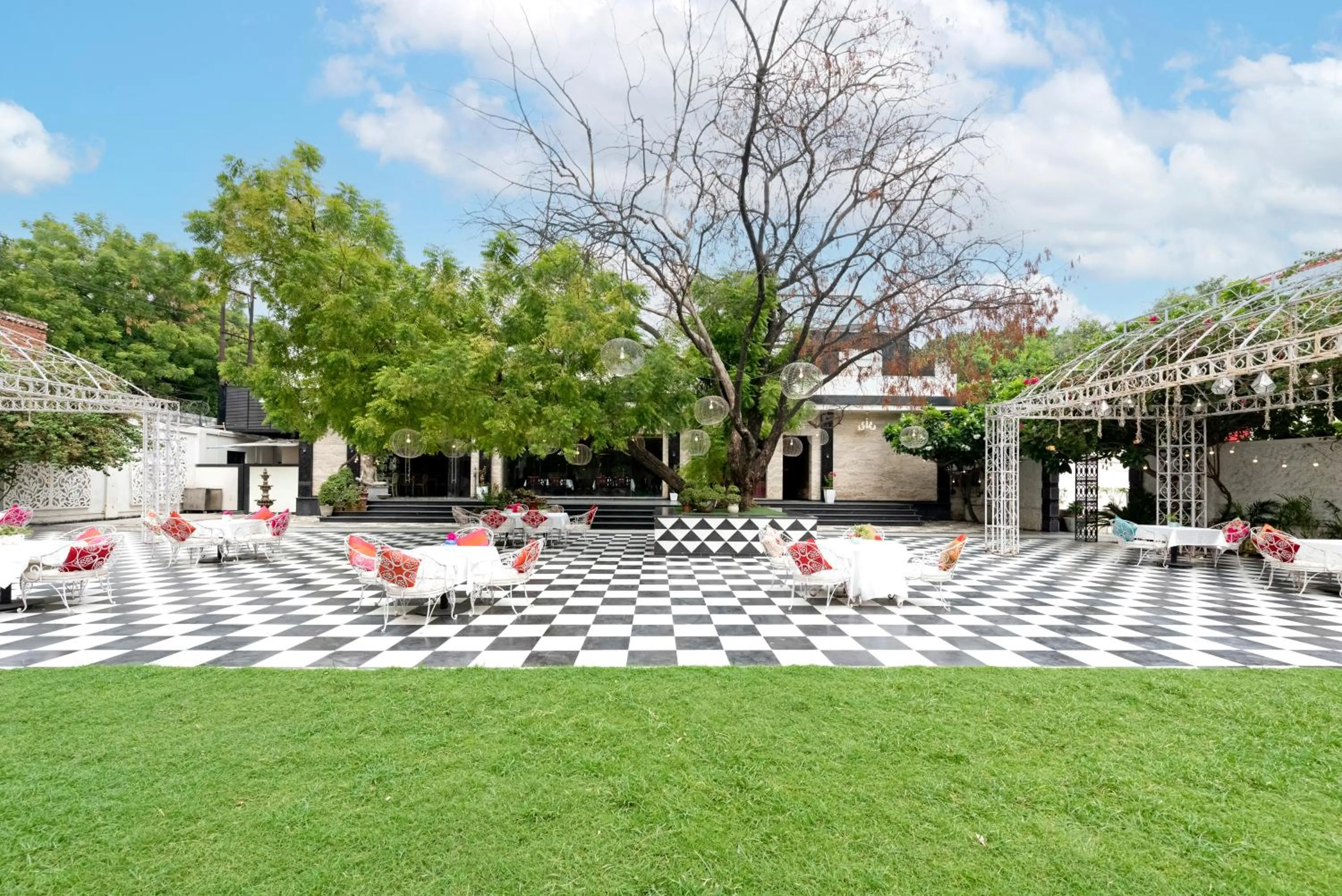 Property building in Hotel CASA Aishbagh