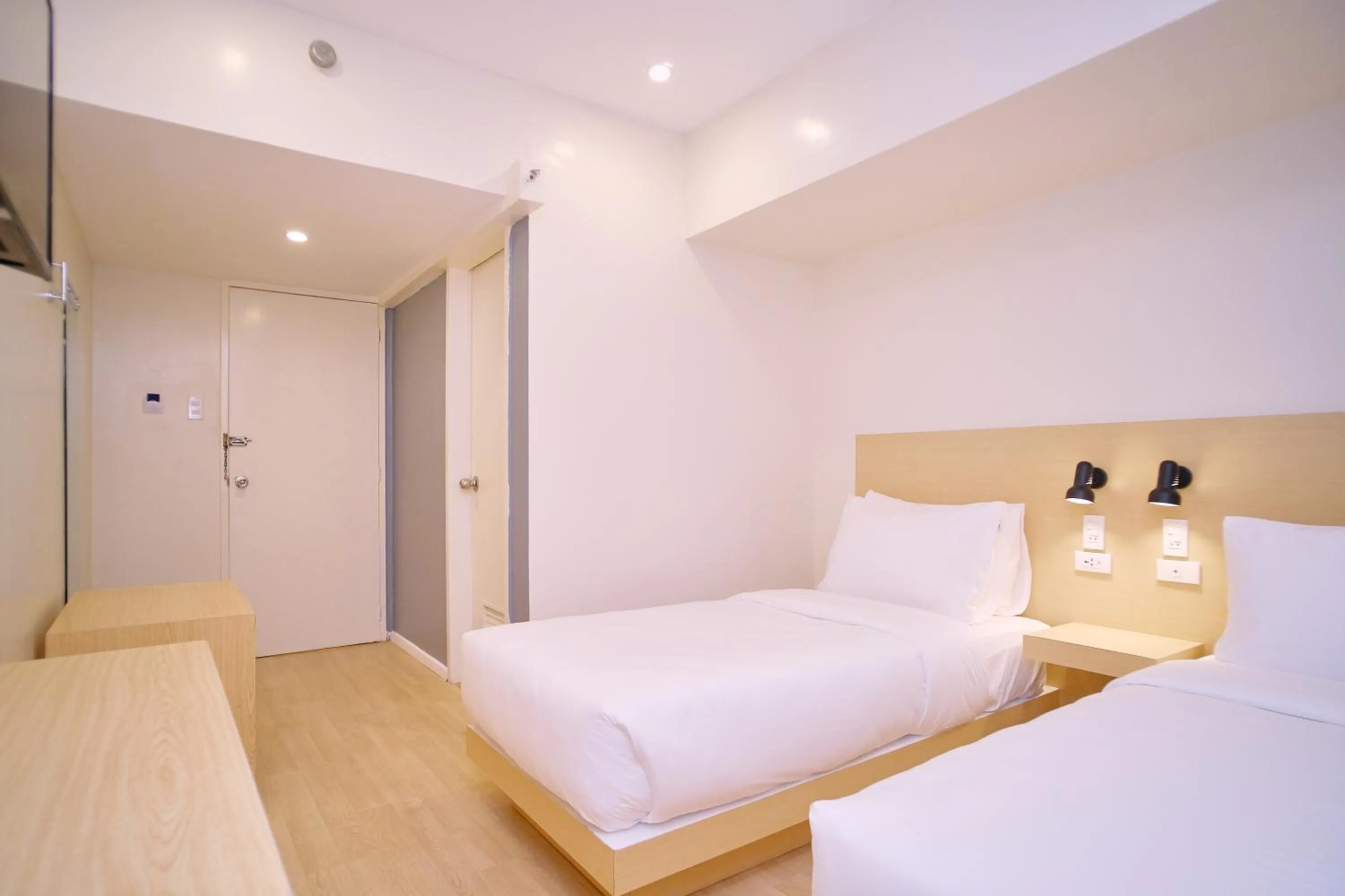 Bed in Bridge Hotel Express