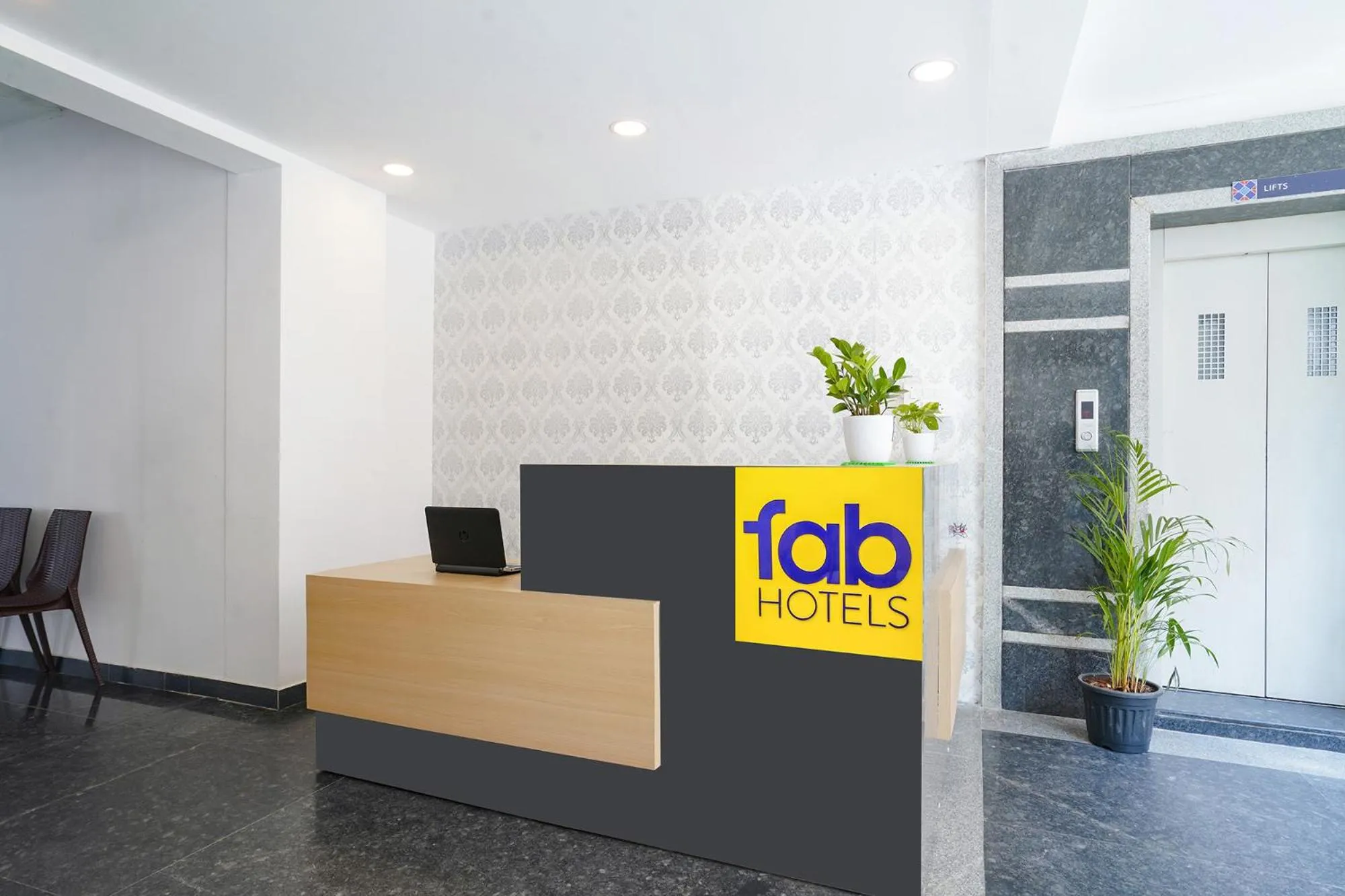 Lobby or reception in FabHotel Serenity - Nr AIG Hospital, Gachibowli