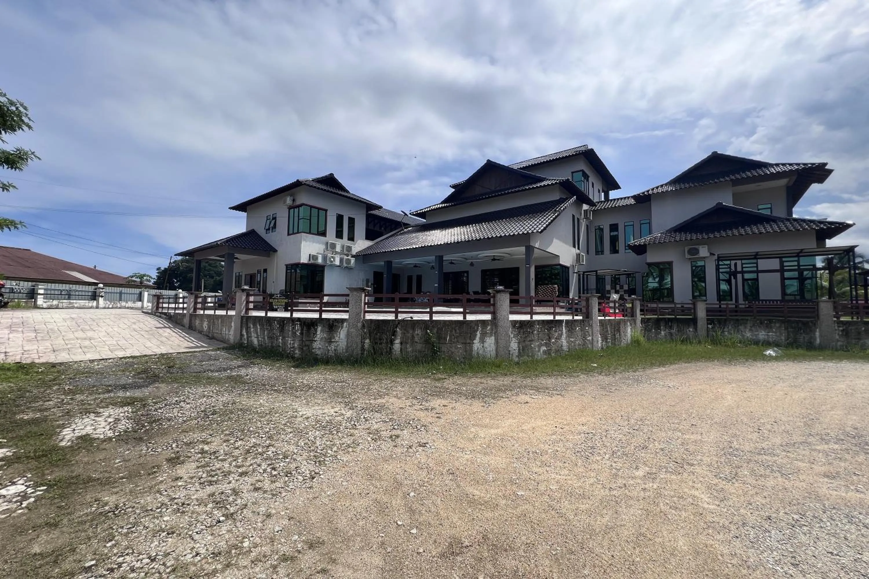 Property building in Nurbayu Chalet, Kemaman