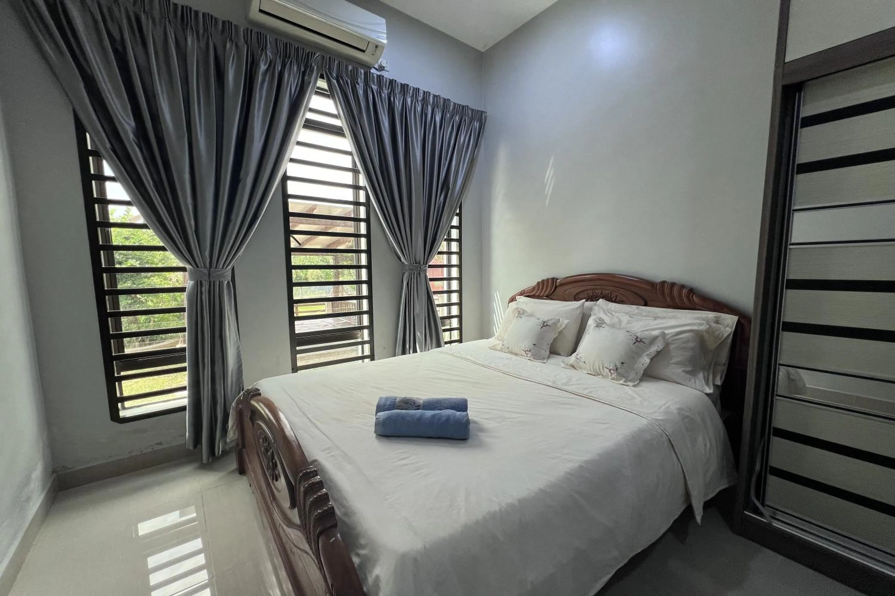Photo of the whole room, Bed in Nurbayu Chalet, Kemaman