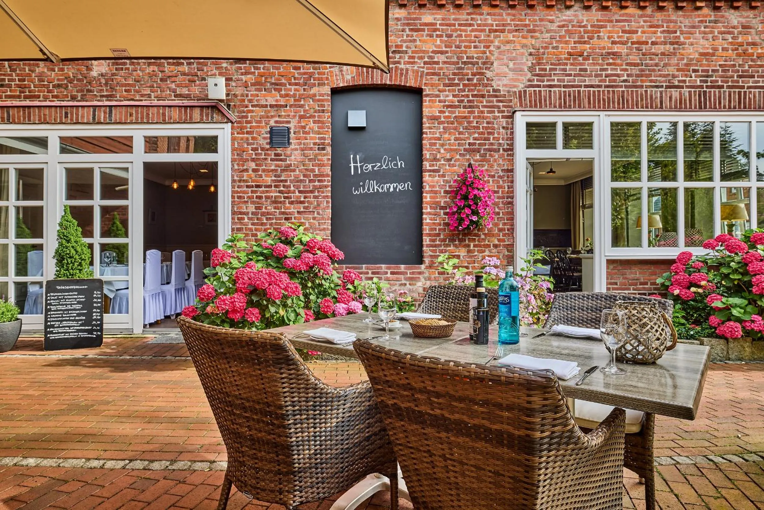 Restaurant/places to eat in Hollenstedter Hof