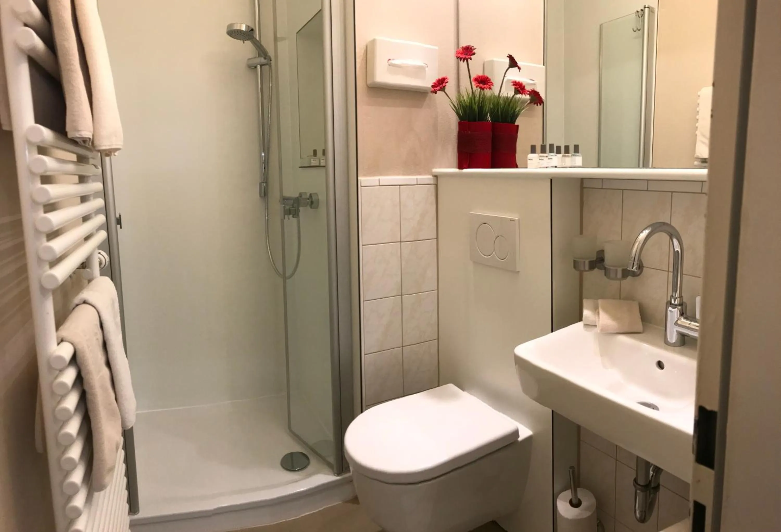 Bathroom in Aparthotel Christine