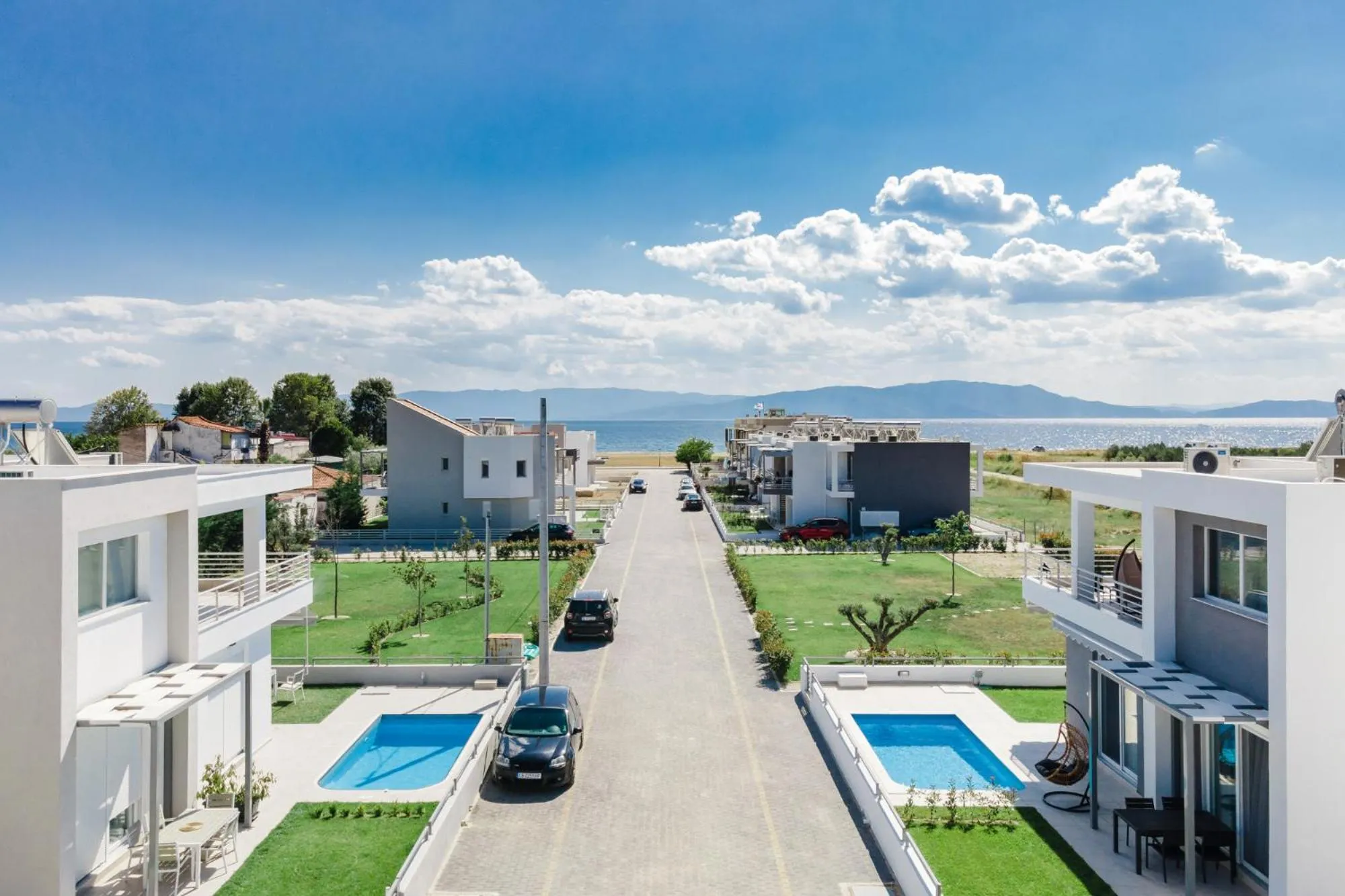 Property building in Thalassa & Thalassa Prive Residential Complex