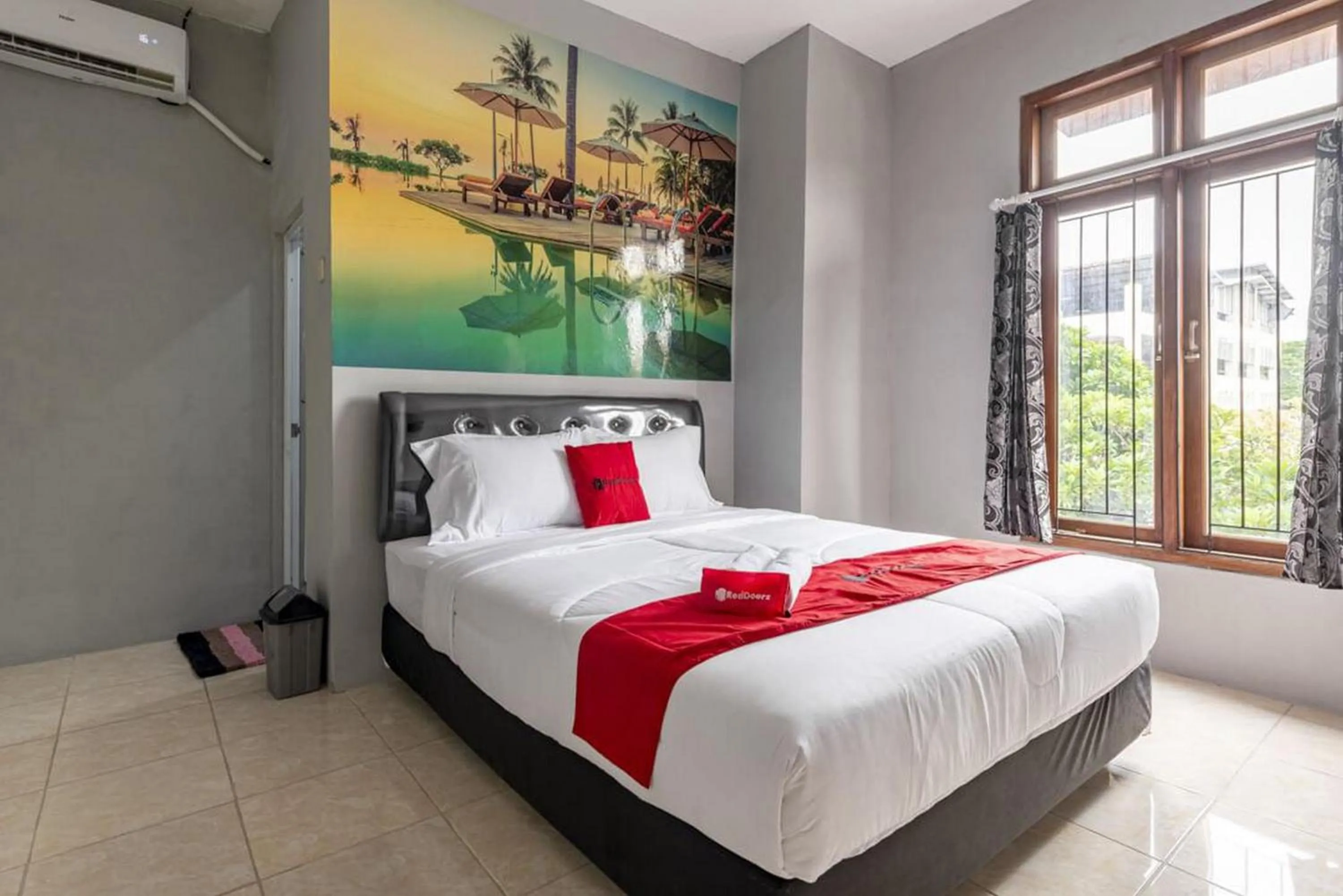 Bedroom, Bed in RedDoorz @ Jemursari Surabaya 2