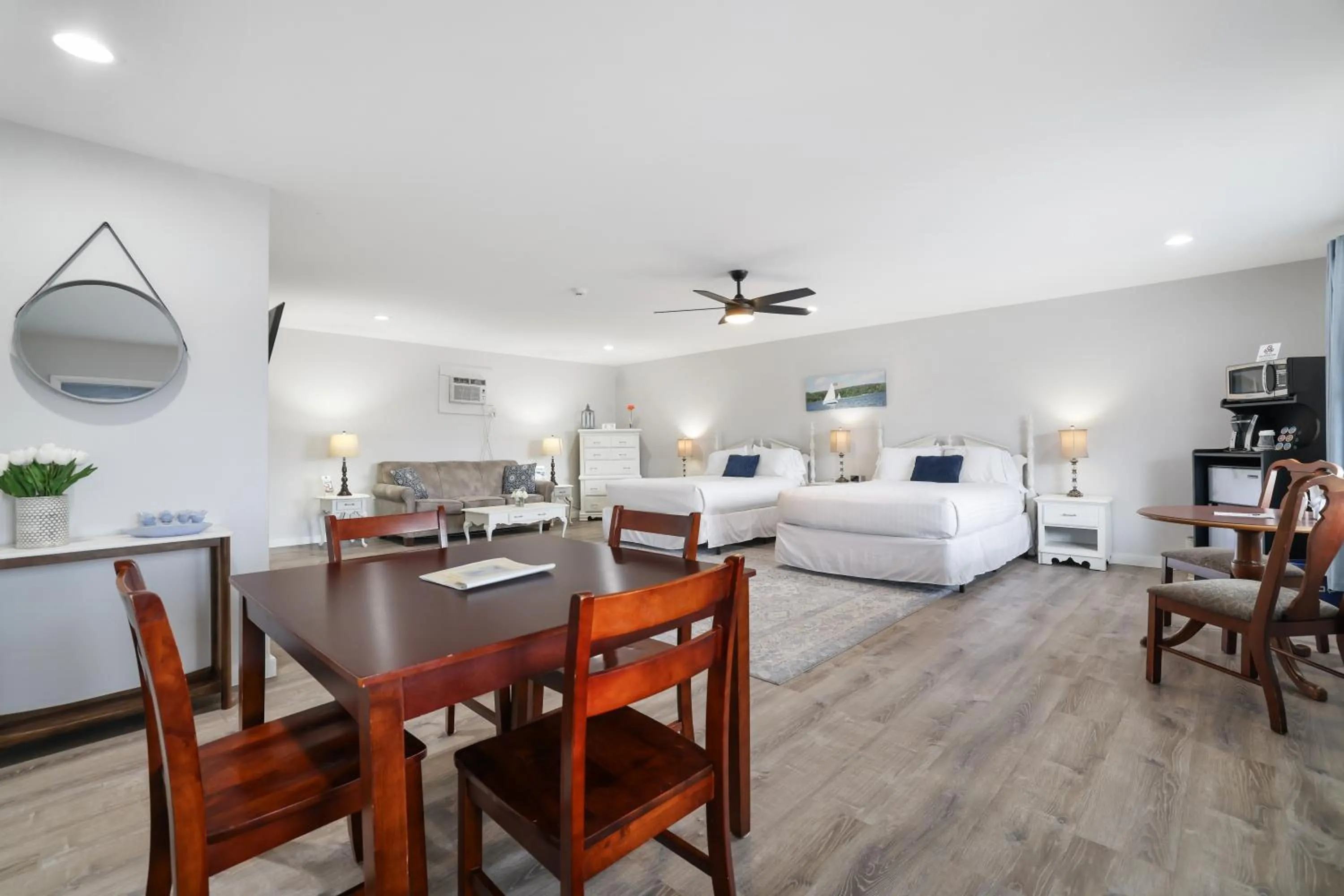 Bed in East Shore Lodging