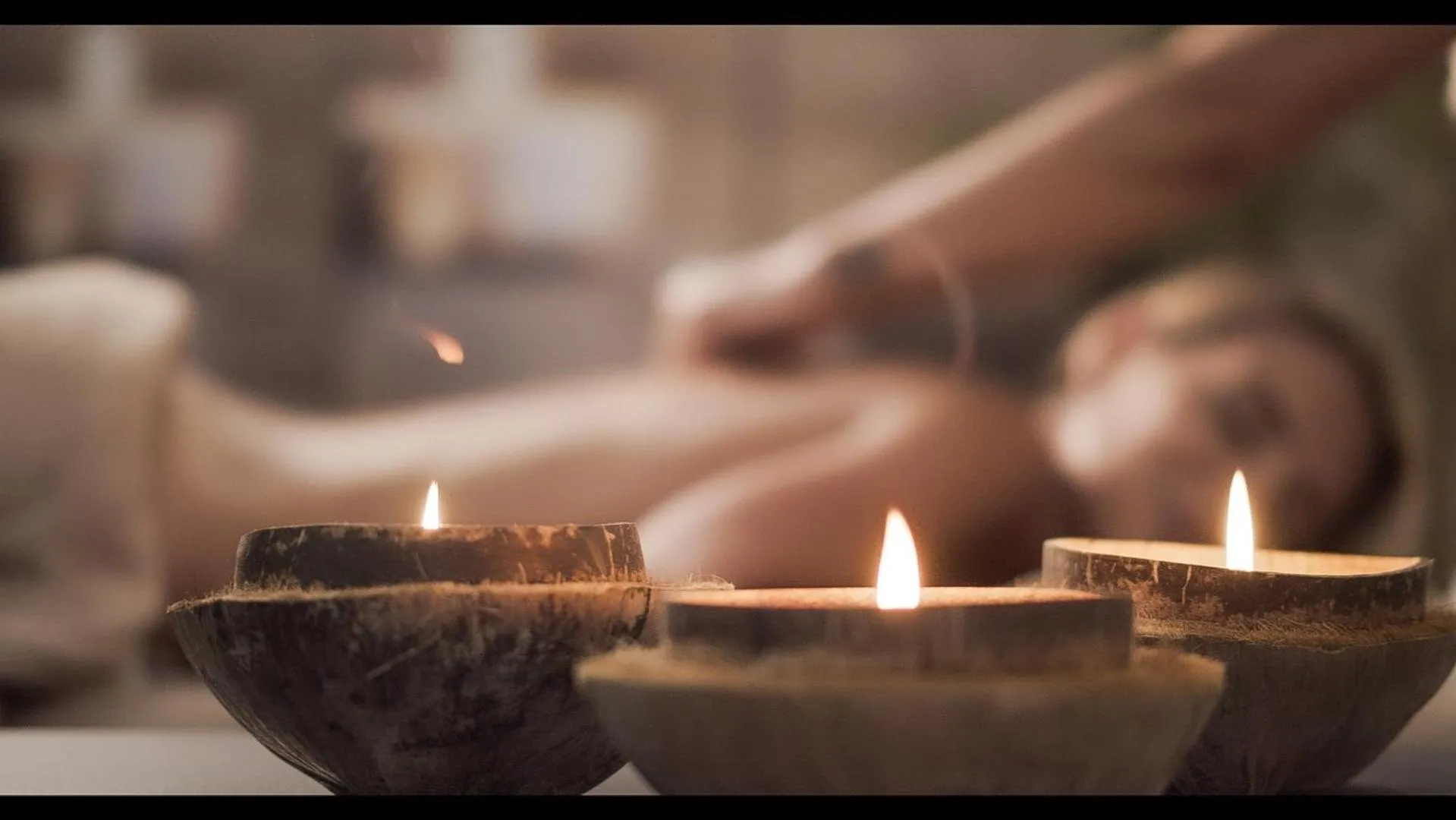 Massage in Onyx Beach Residence - Free Beach Access & Parking