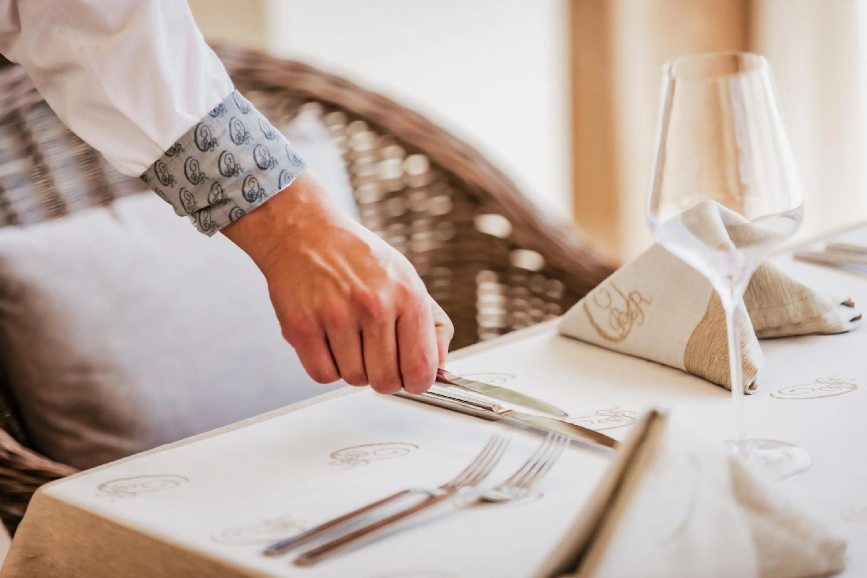 Restaurant/places to eat in Onyx Beach Residence - Free Beach Access & Parking