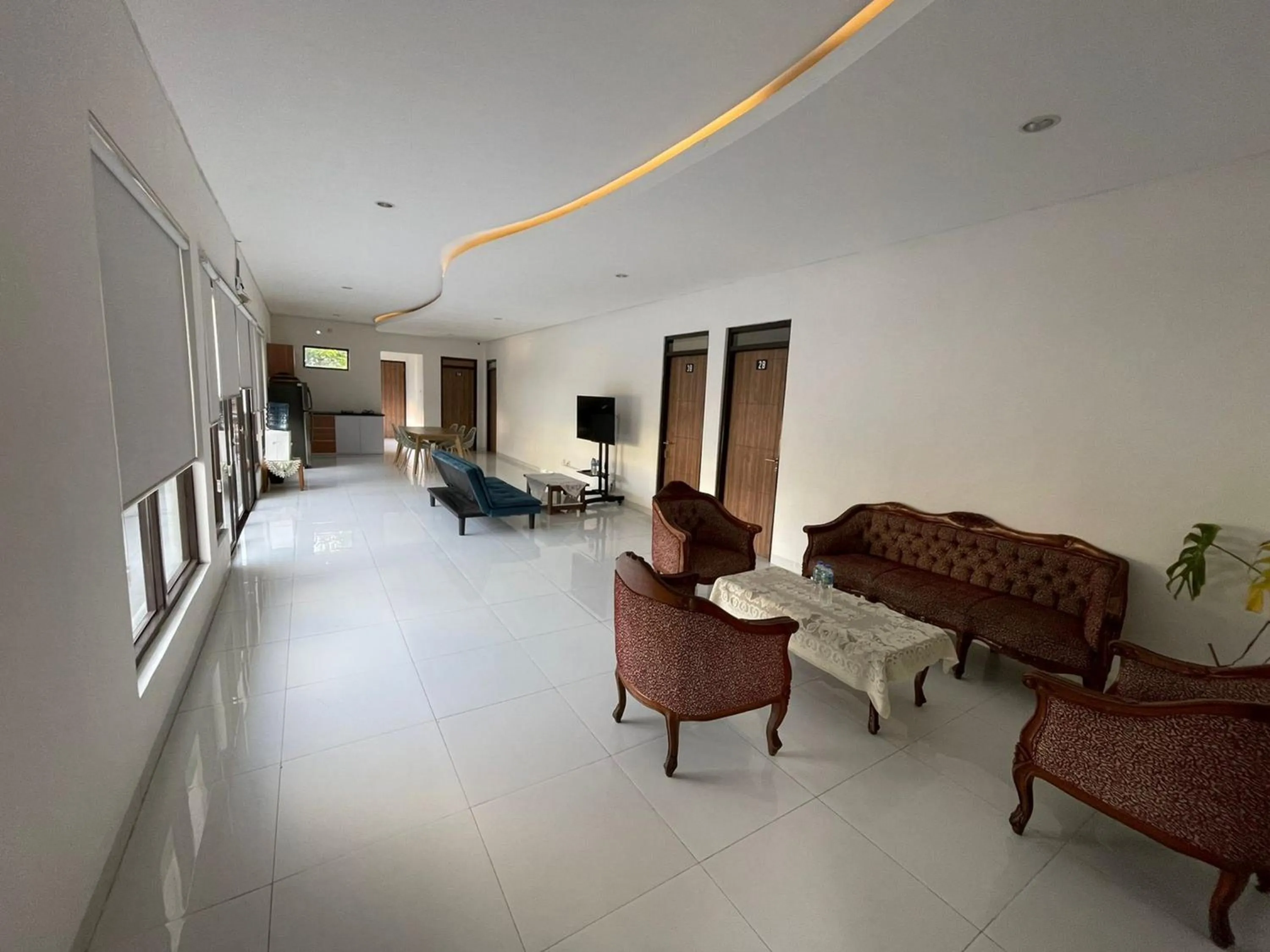 Seating area in Urbanview Villa Balong BHO Syariah Bandung