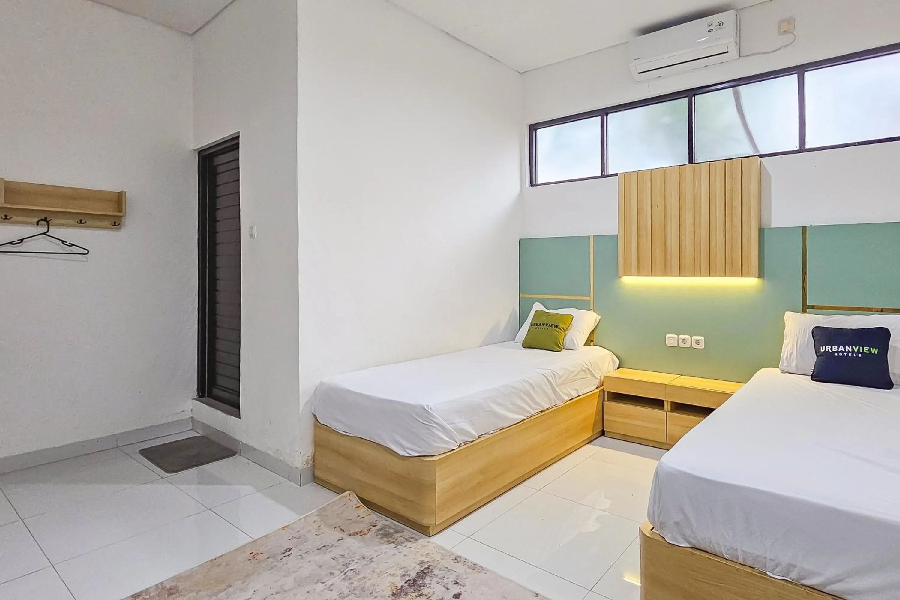 Bedroom, Bed in Urbanview Villa Balong BHO Syariah Bandung