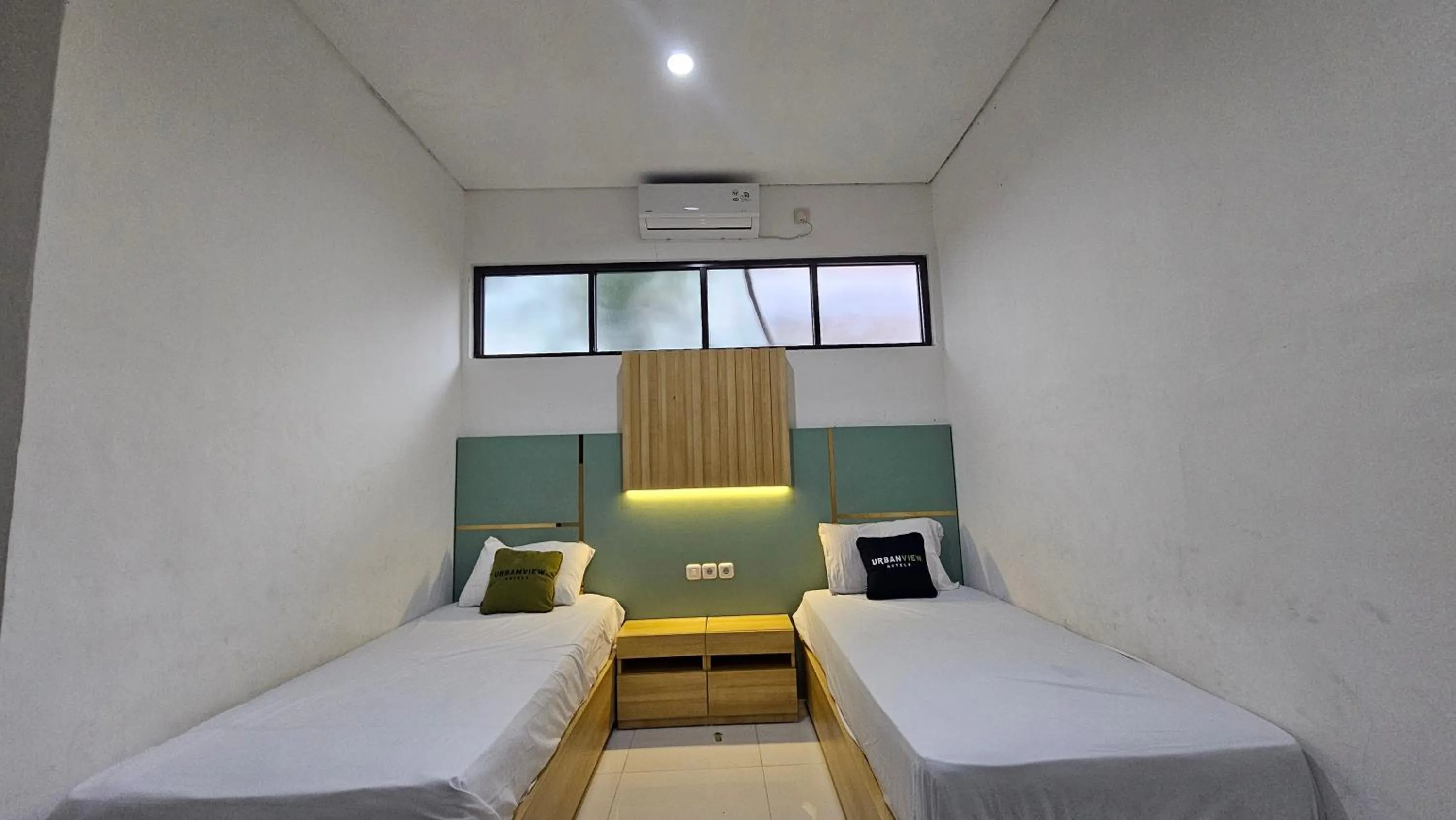Bedroom, Bed in Urbanview Villa Balong BHO Syariah Bandung