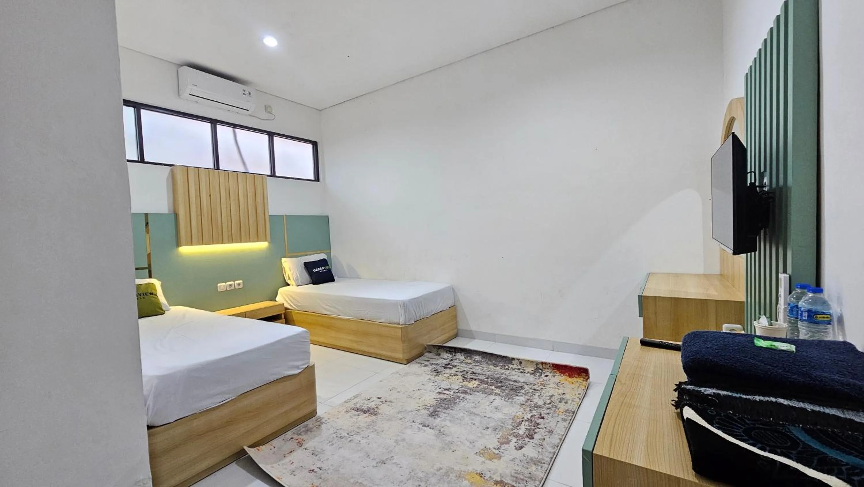 Bedroom, Bed in Urbanview Villa Balong BHO Syariah Bandung