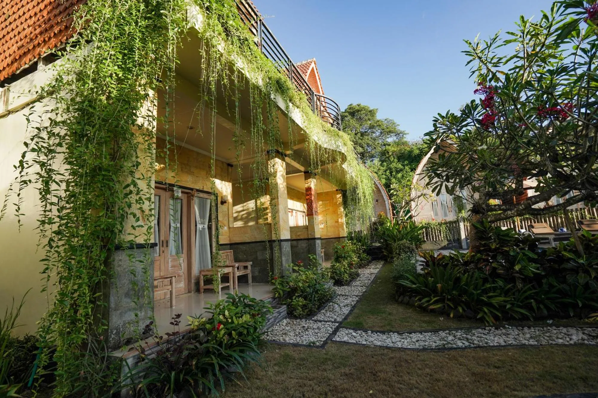 Day in Unicorn Bungalow